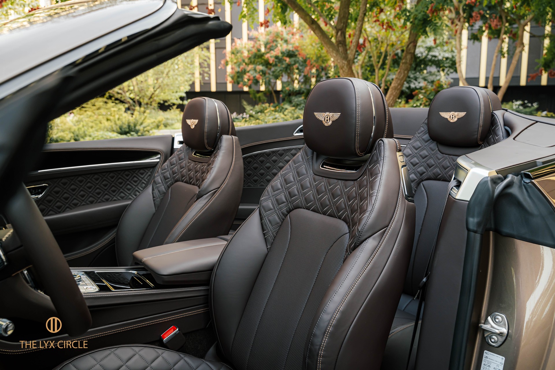 BENTLEY Continental GTC 4.0 V8 Azure-image-8