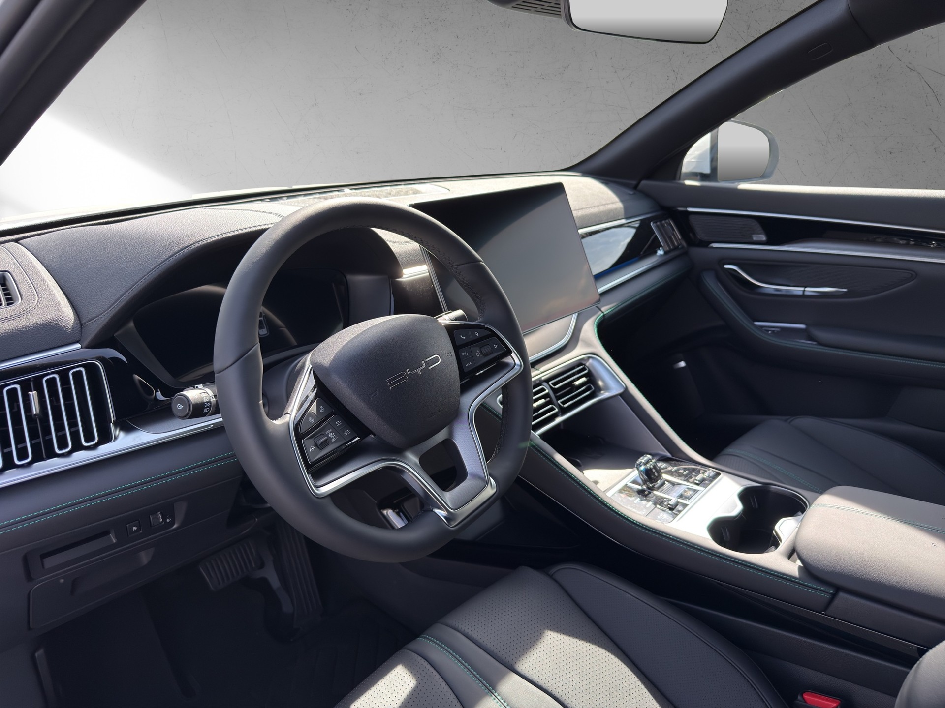 BYD Seal U DM-i Design AWD-image-5