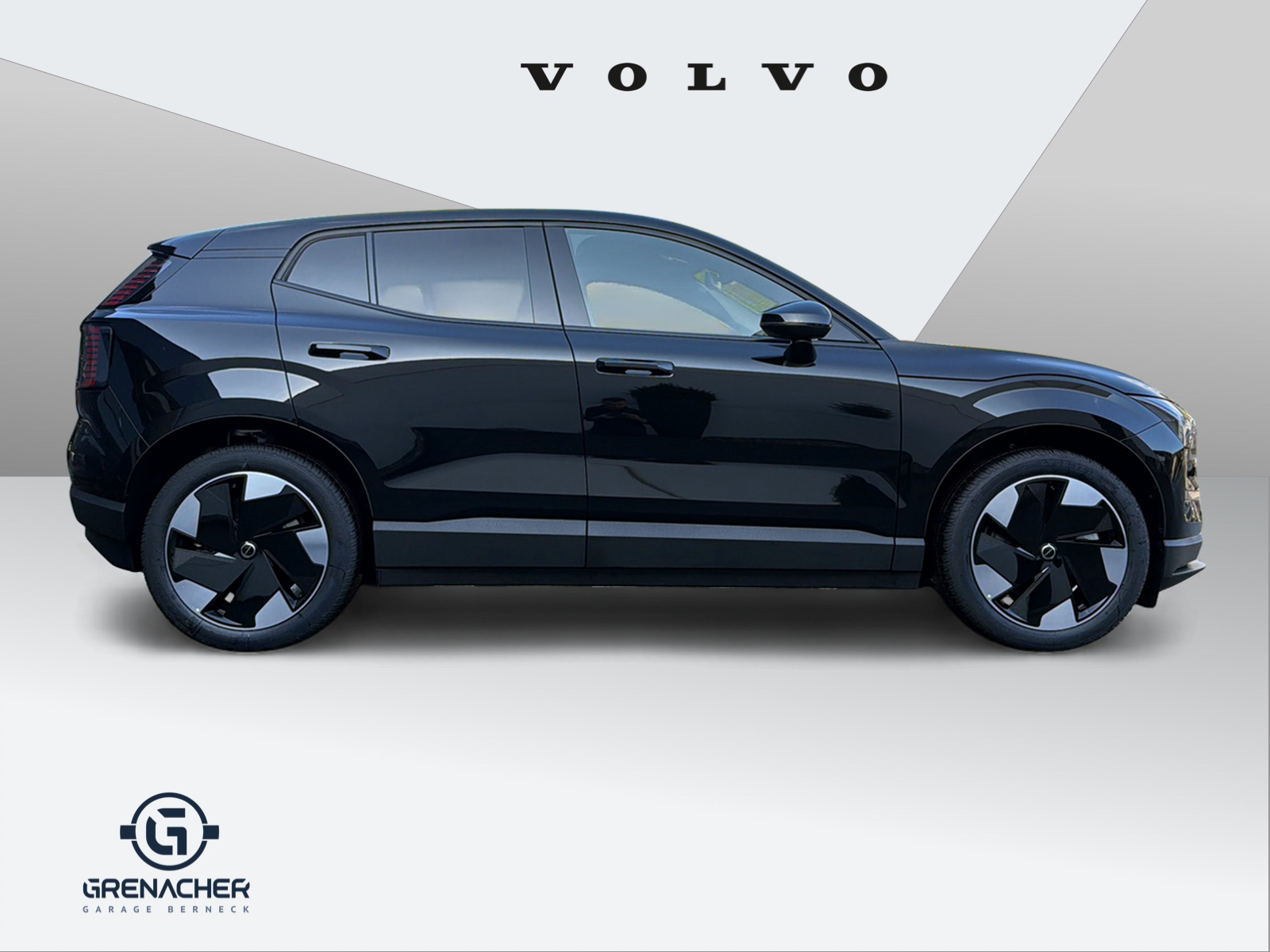 VOLVO EX30 P8 Plus AWD-image-2