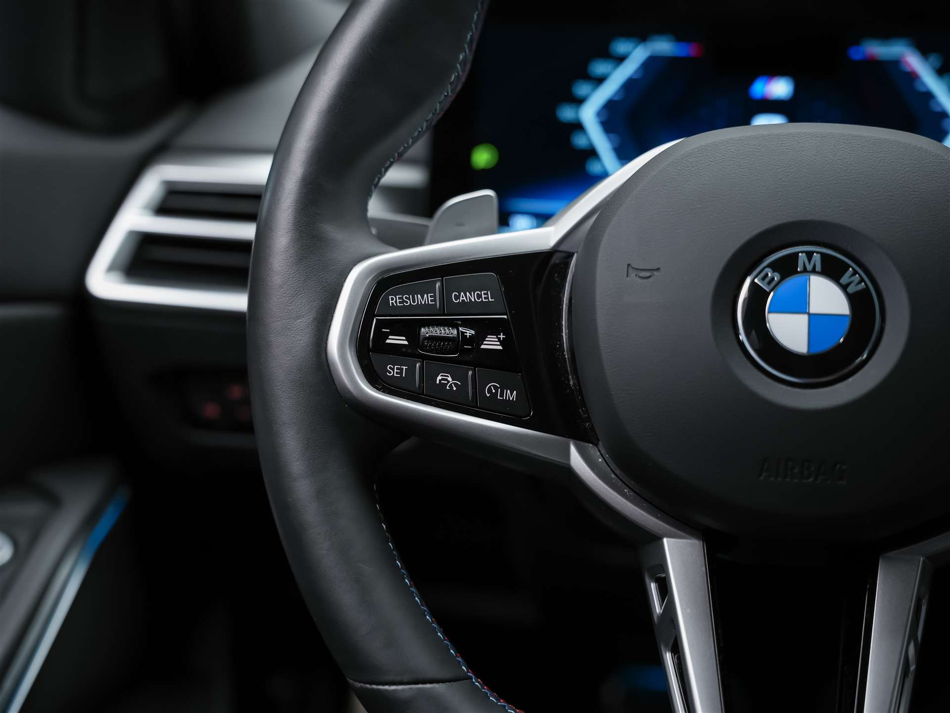 BMW M340i xDrive Steptronic M Sport Pro *Facelift*Werksgarantie*Lenkradheizung*Head Up Display*360° Kamera*-image-26