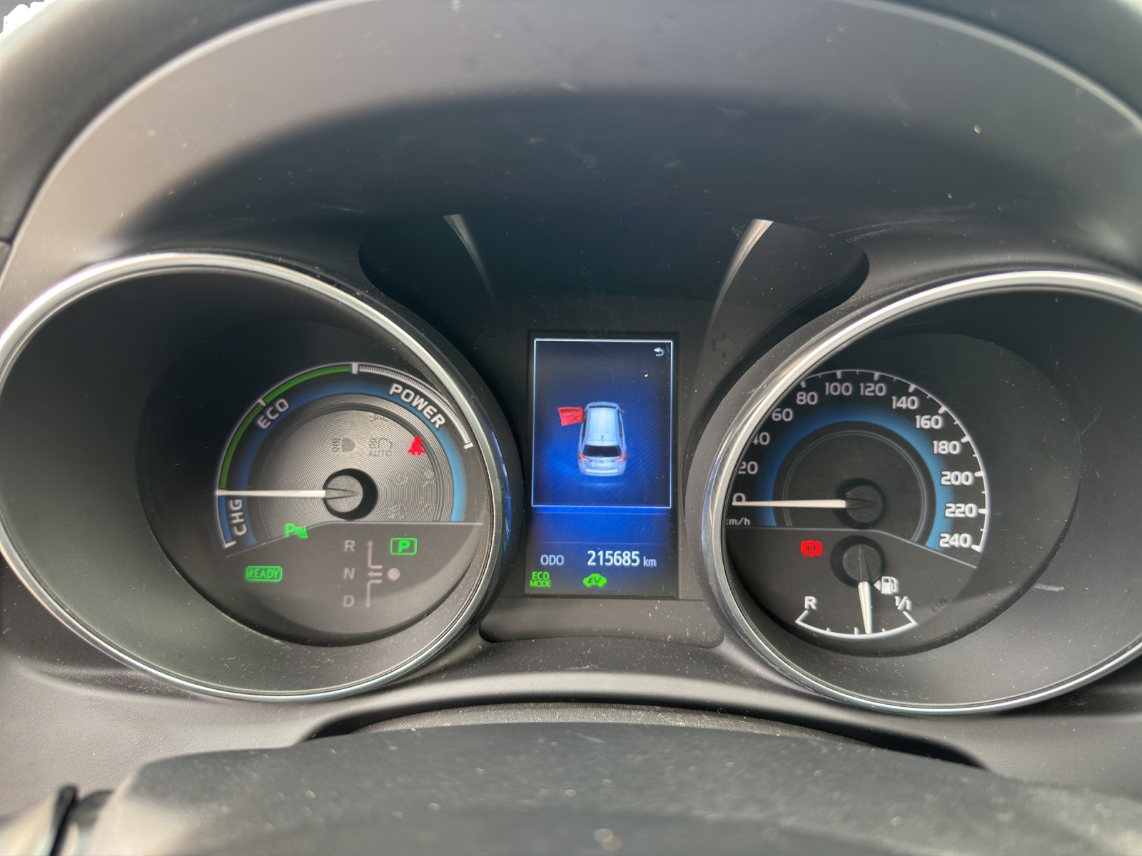TOYOTA Auris Touring Sports 1.8 HSD Luna e-CVT-image-6