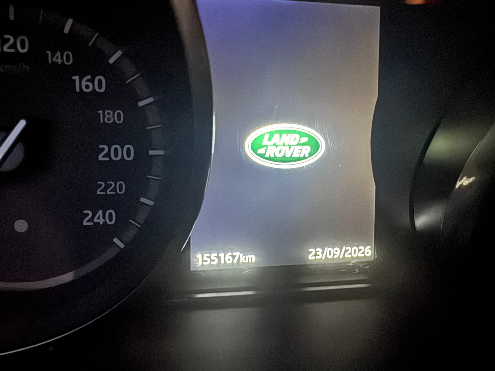 LAND ROVER 2.0 TD4 180 SE-image-3