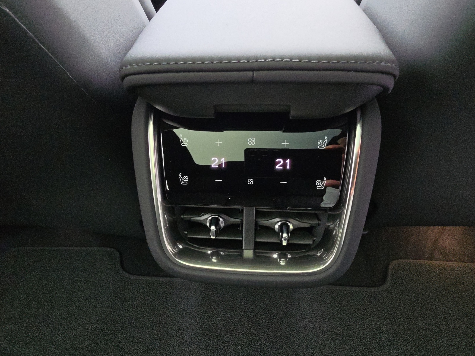 VOLVO ES90 Twin Performance Ultra AWD-image-10