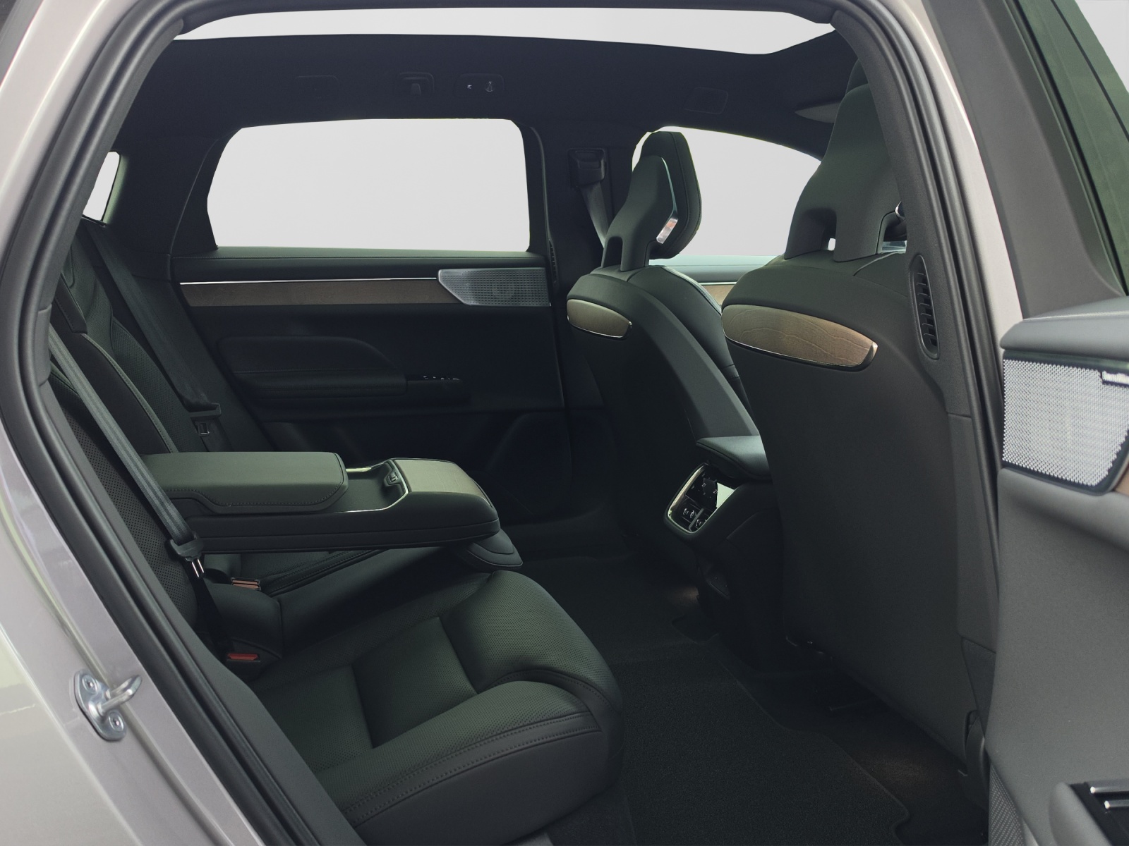 VOLVO ES90 Twin Performance Ultra AWD-image-9