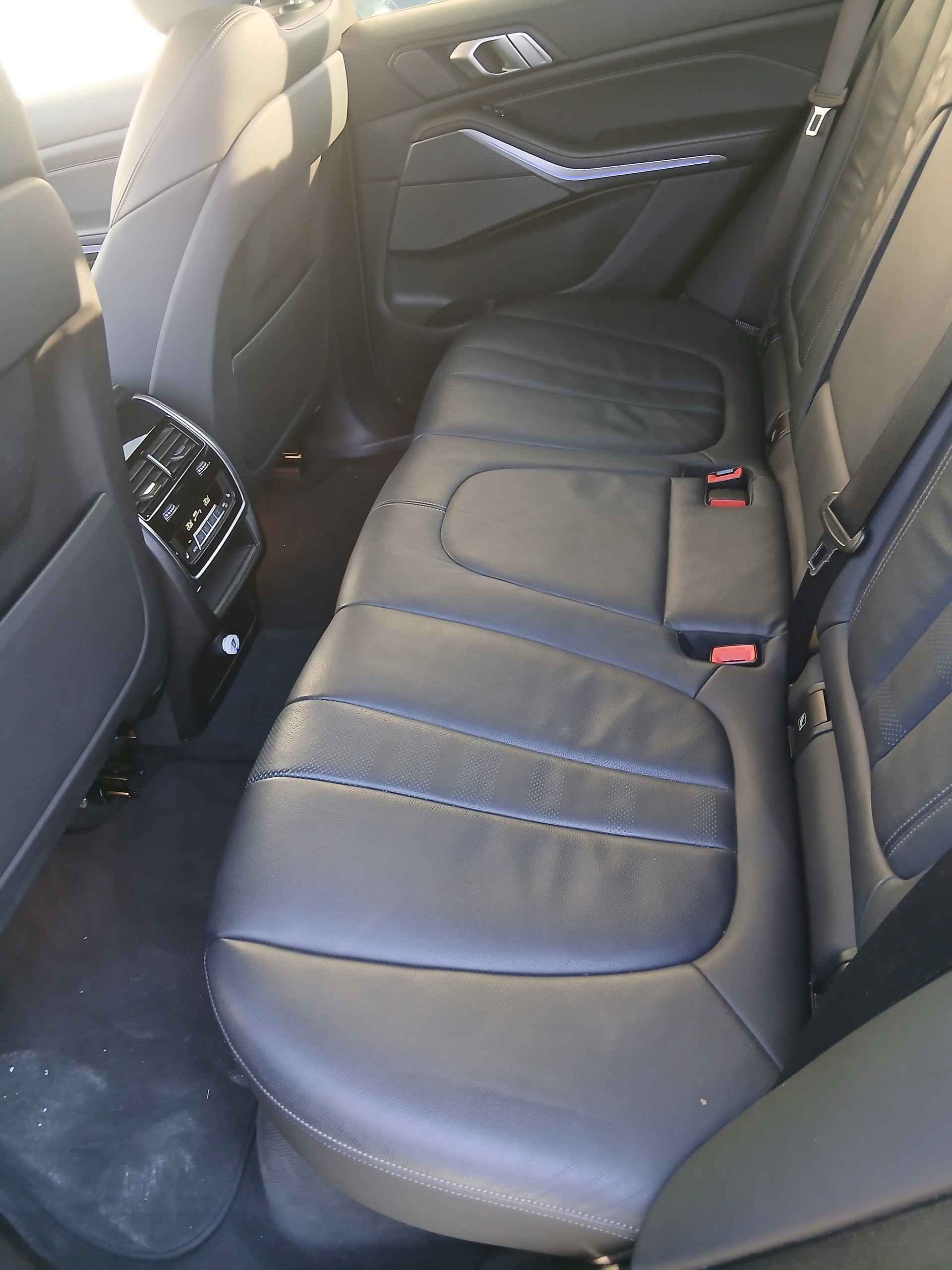 BMW X5 xDrive 30d Steptronic-image-12
