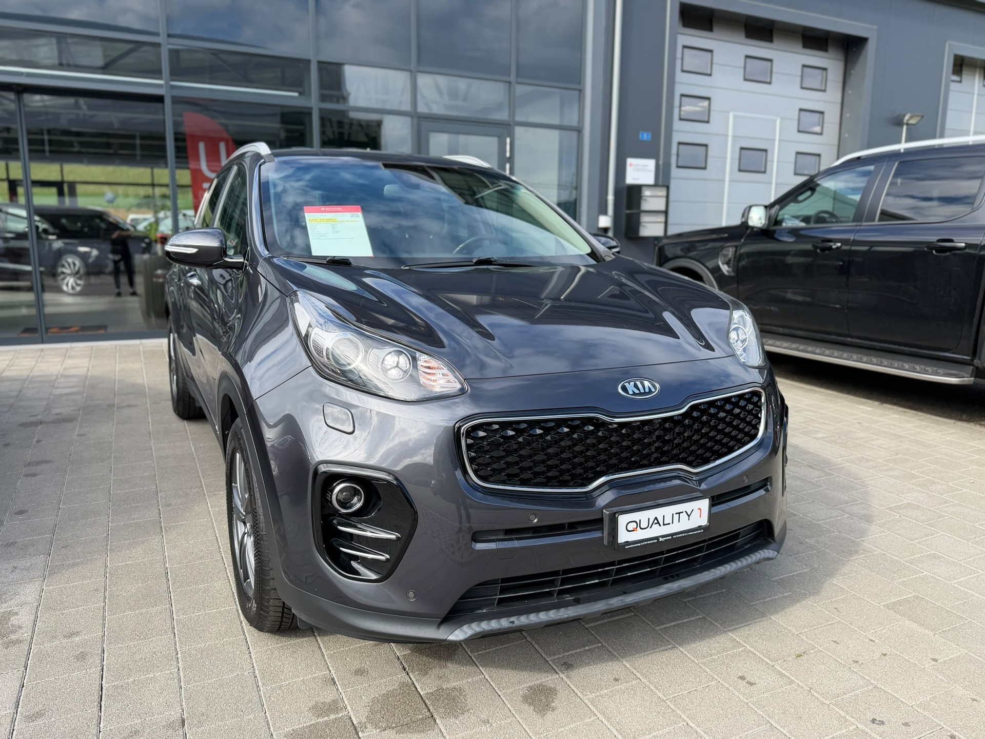 KIA Sportage 2.0CRDi Style GT Line 4WD Automat-image-7