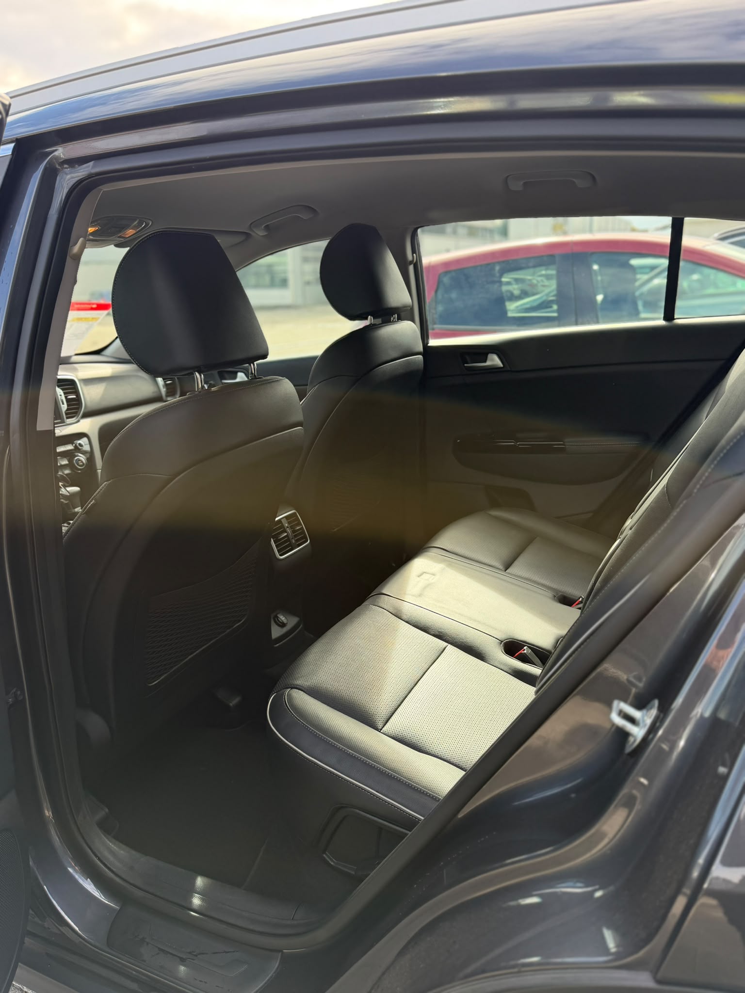 KIA Sportage 2.0CRDi Style GT Line 4WD Automat-image-19