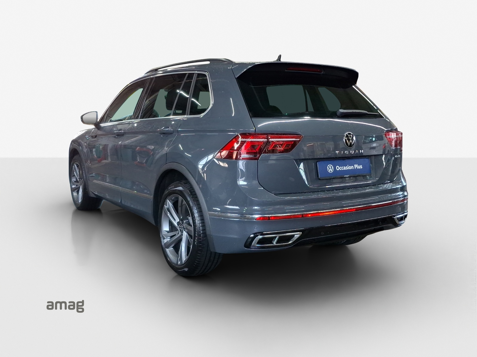 VW Tiguan 2.0TSI R-Line 4Motion DSG-image-2
