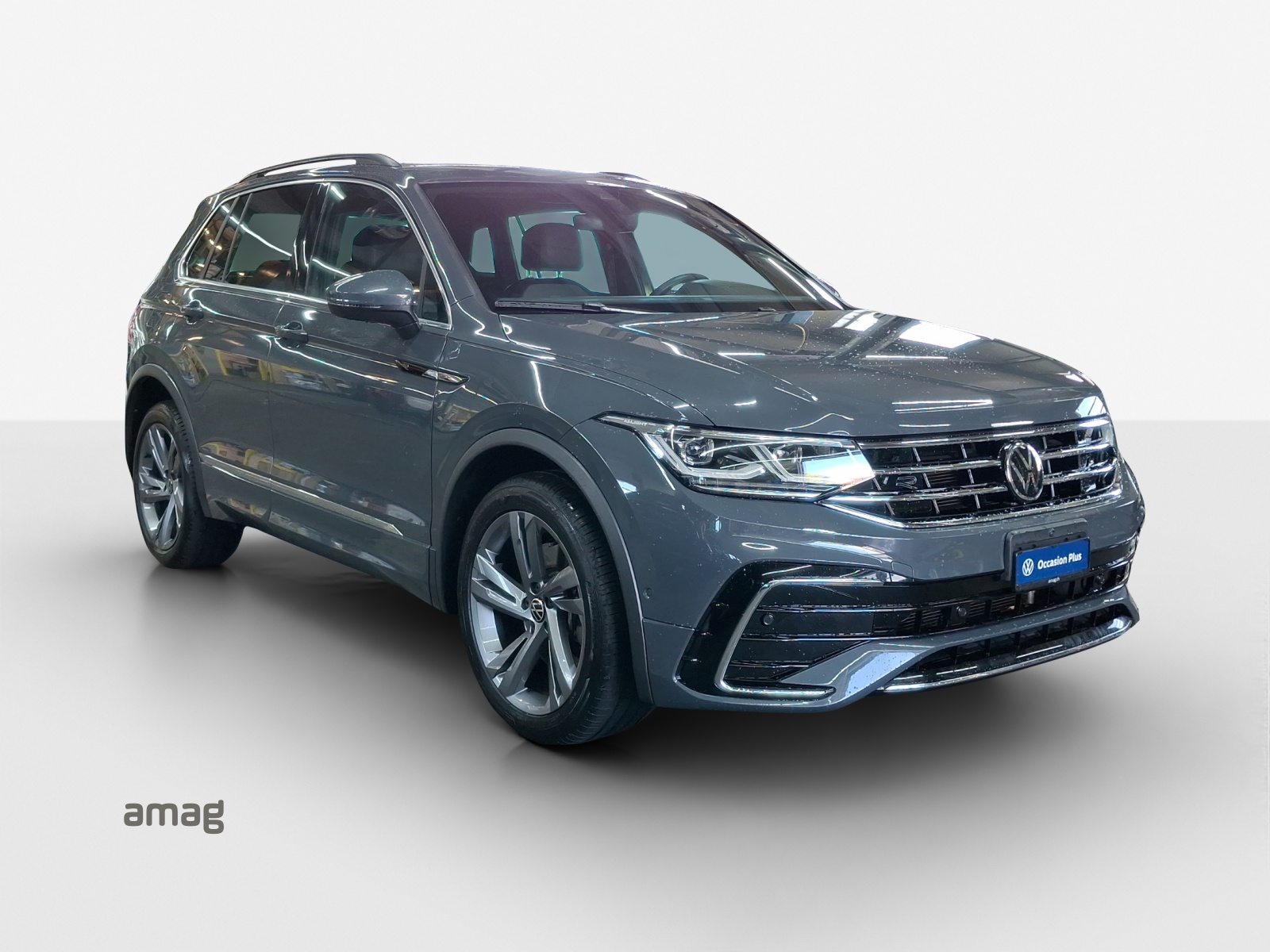 VW Tiguan 2.0TSI R-Line 4Motion DSG-image-5
