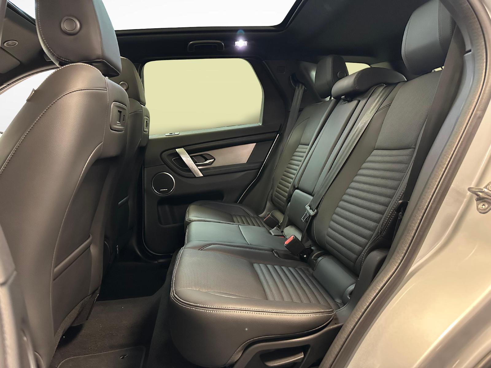 LAND ROVER Discovery Sport 1.5 T 270e Dynamic SE-image-9