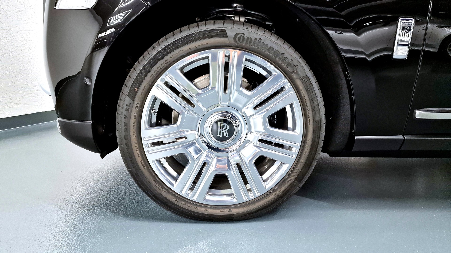 ROLLS-ROYCE Cullinan 6.7 V12-image-8