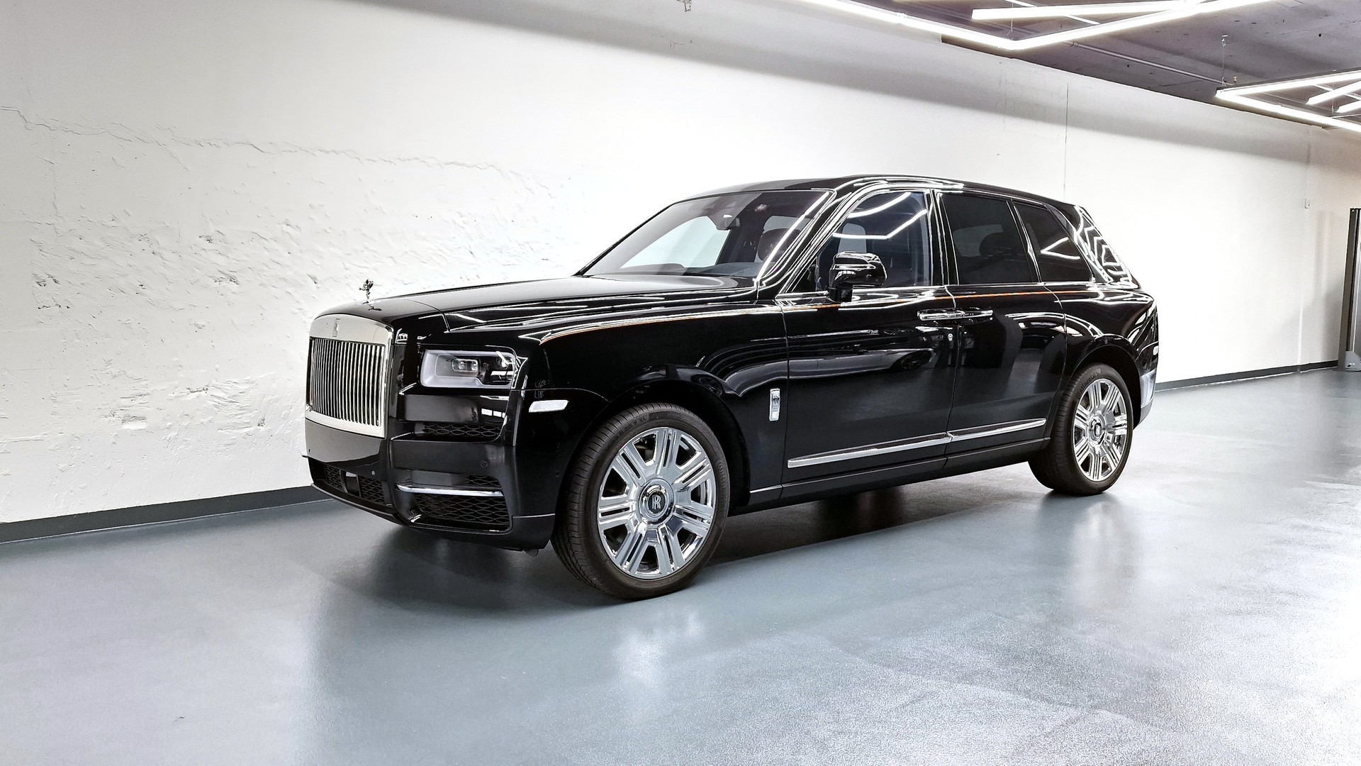 ROLLS-ROYCE Cullinan 6.7 V12-image-5