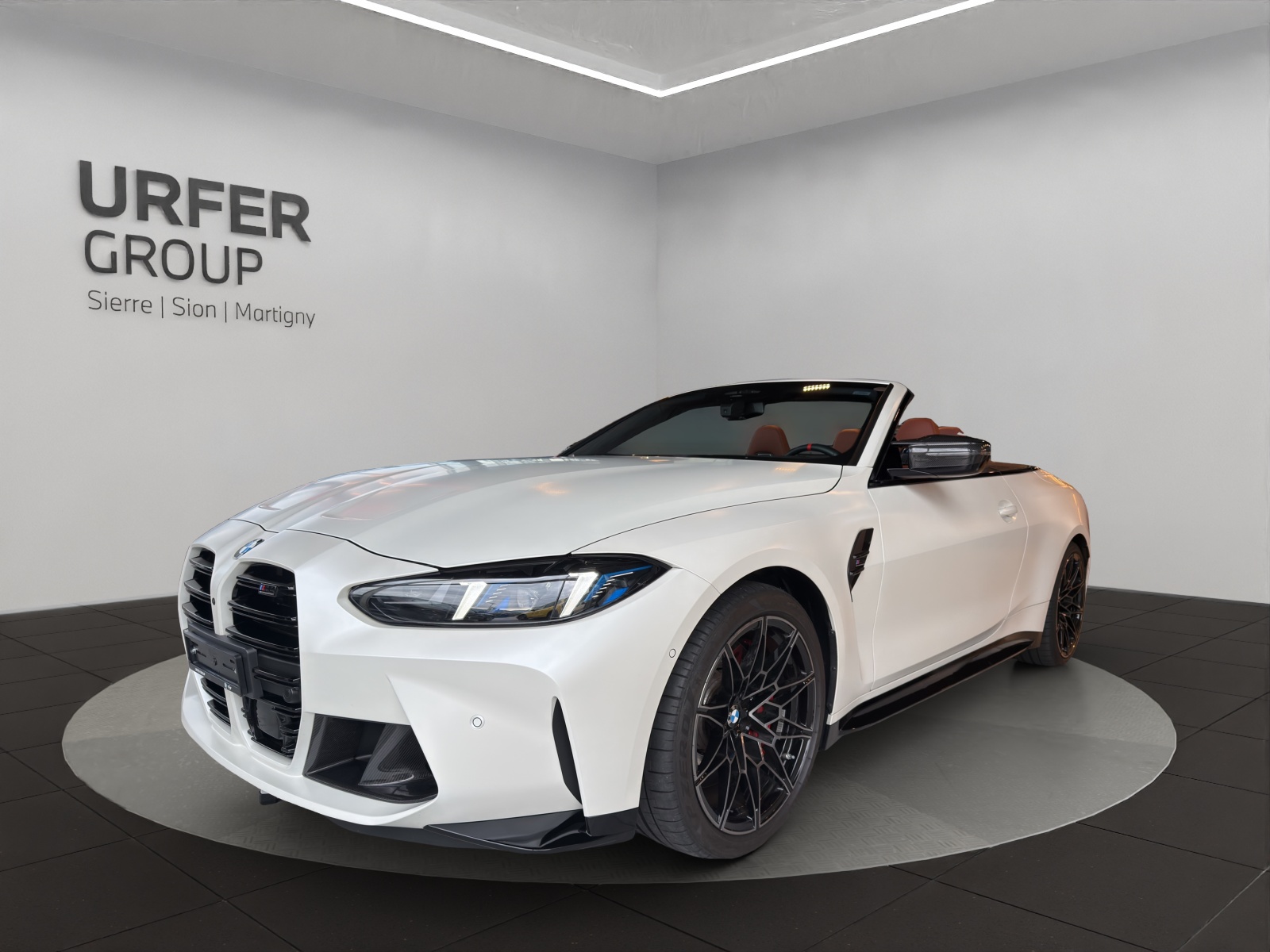 BMW M4 Cabrio Competition M xDrive-image-1