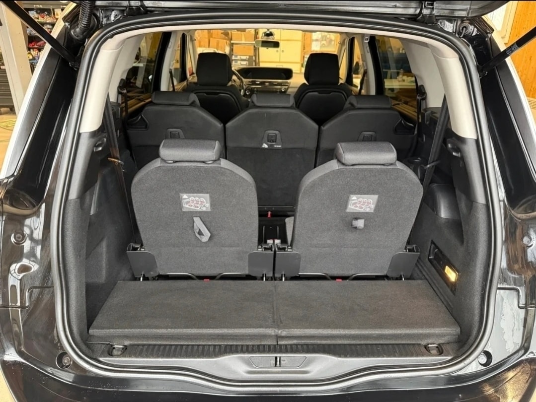 CITROEN Grand C4 Picasso 1.6 BlueHDi Feel Edition EAT6-image-13