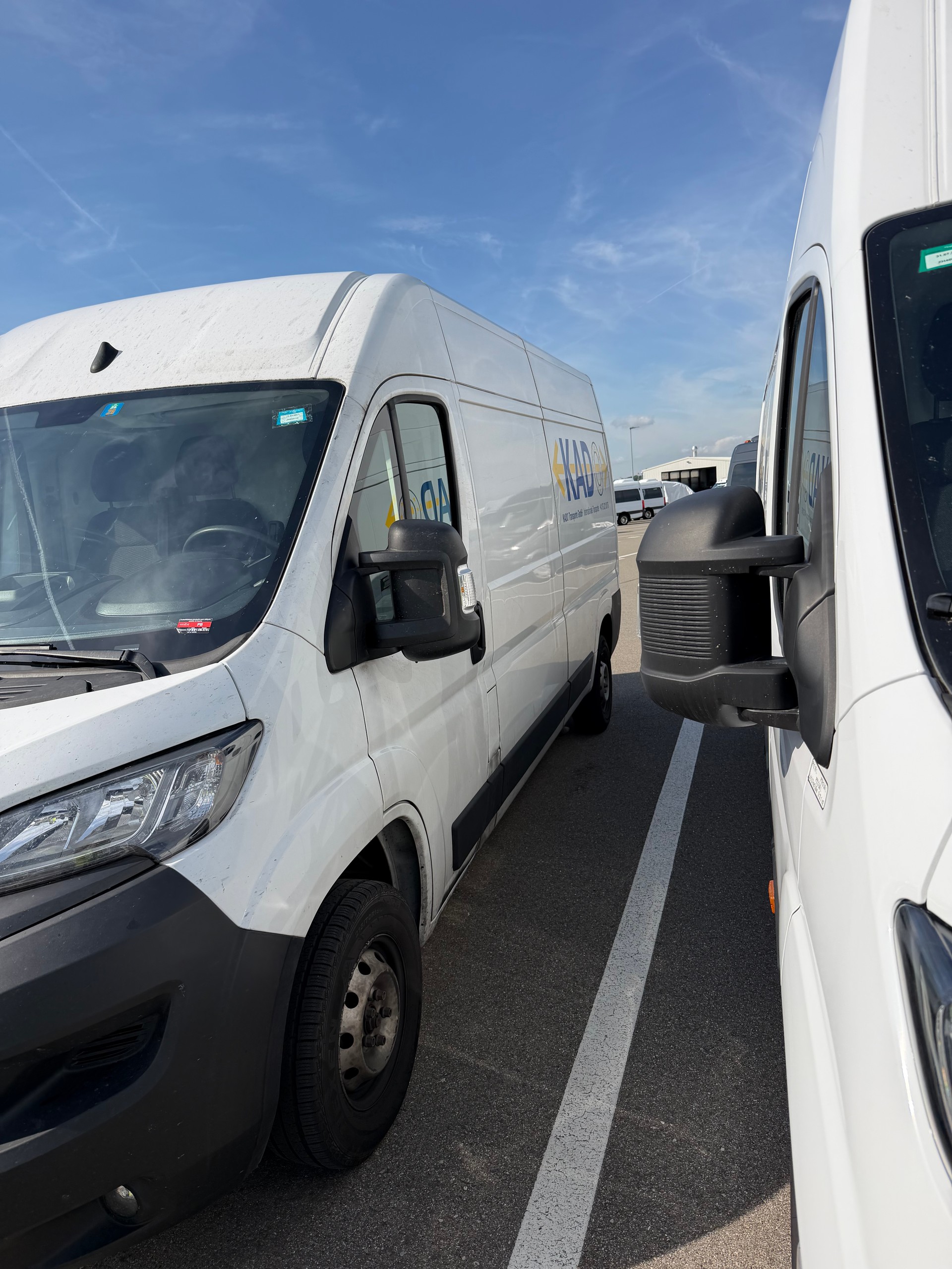 PEUGEOT BOXER-image-2