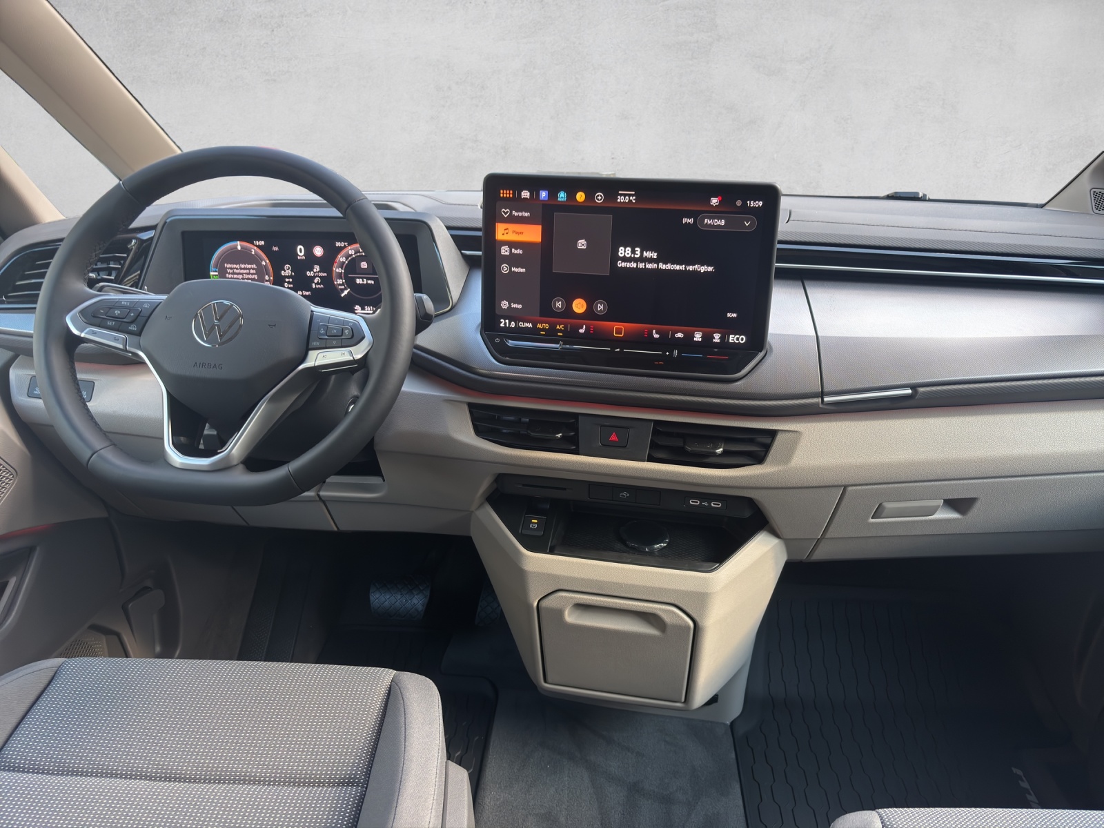 VW California eHybrid Beach Tour 4Motion-image-11
