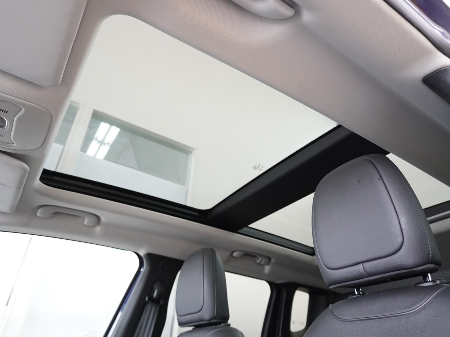 JEEP Renegade 1.4 Turbo Limited AWD-image-7