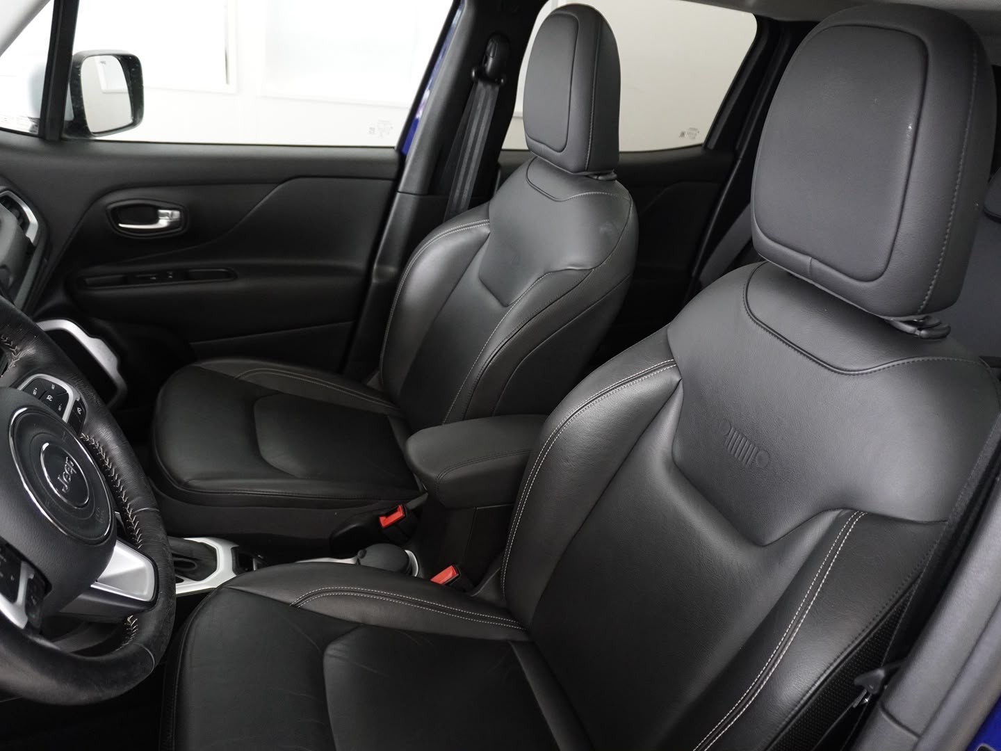 JEEP Renegade 1.4 Turbo Limited AWD-image-4