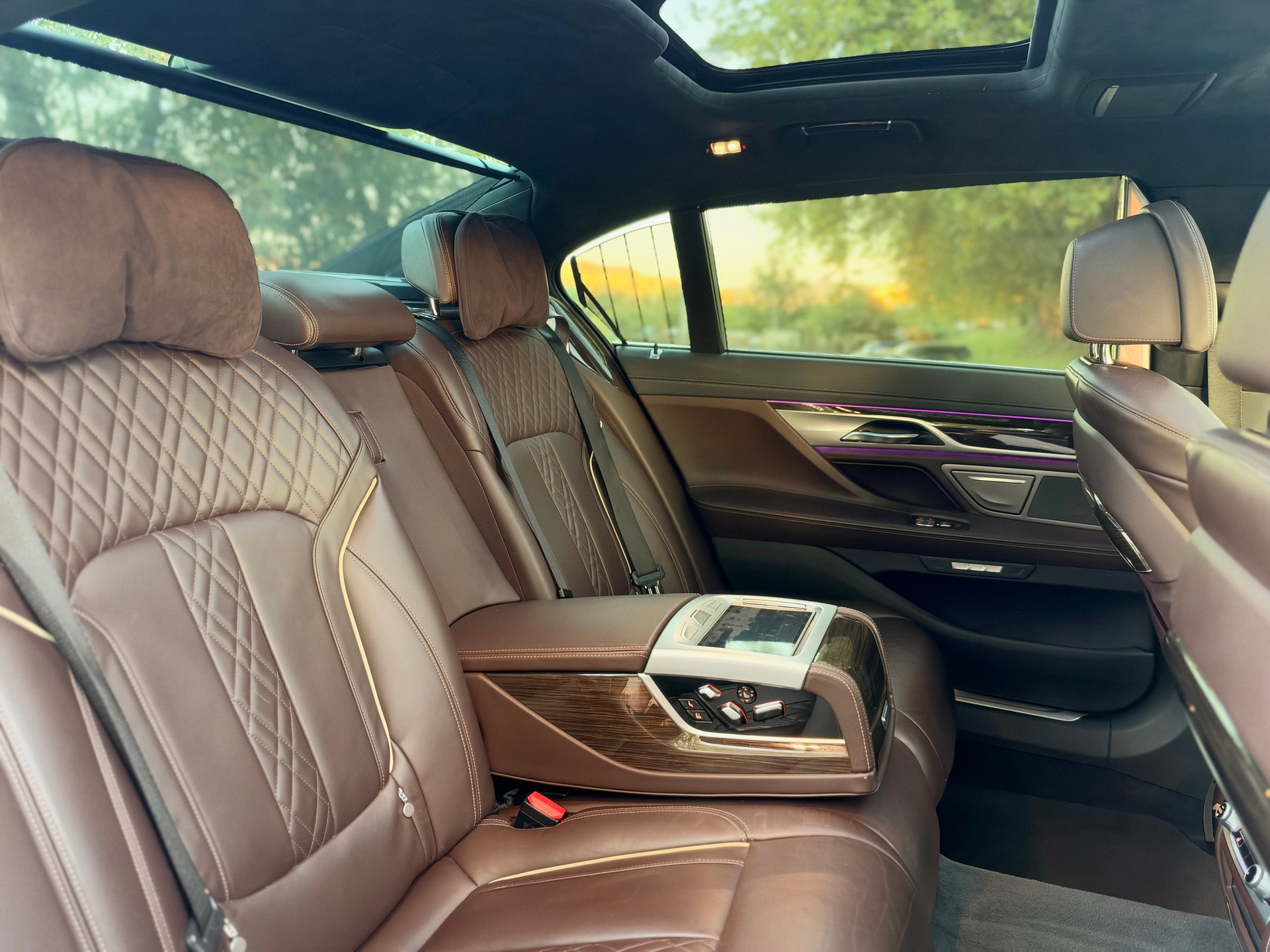 BMW 730Ld xDrive Steptronic-image-11