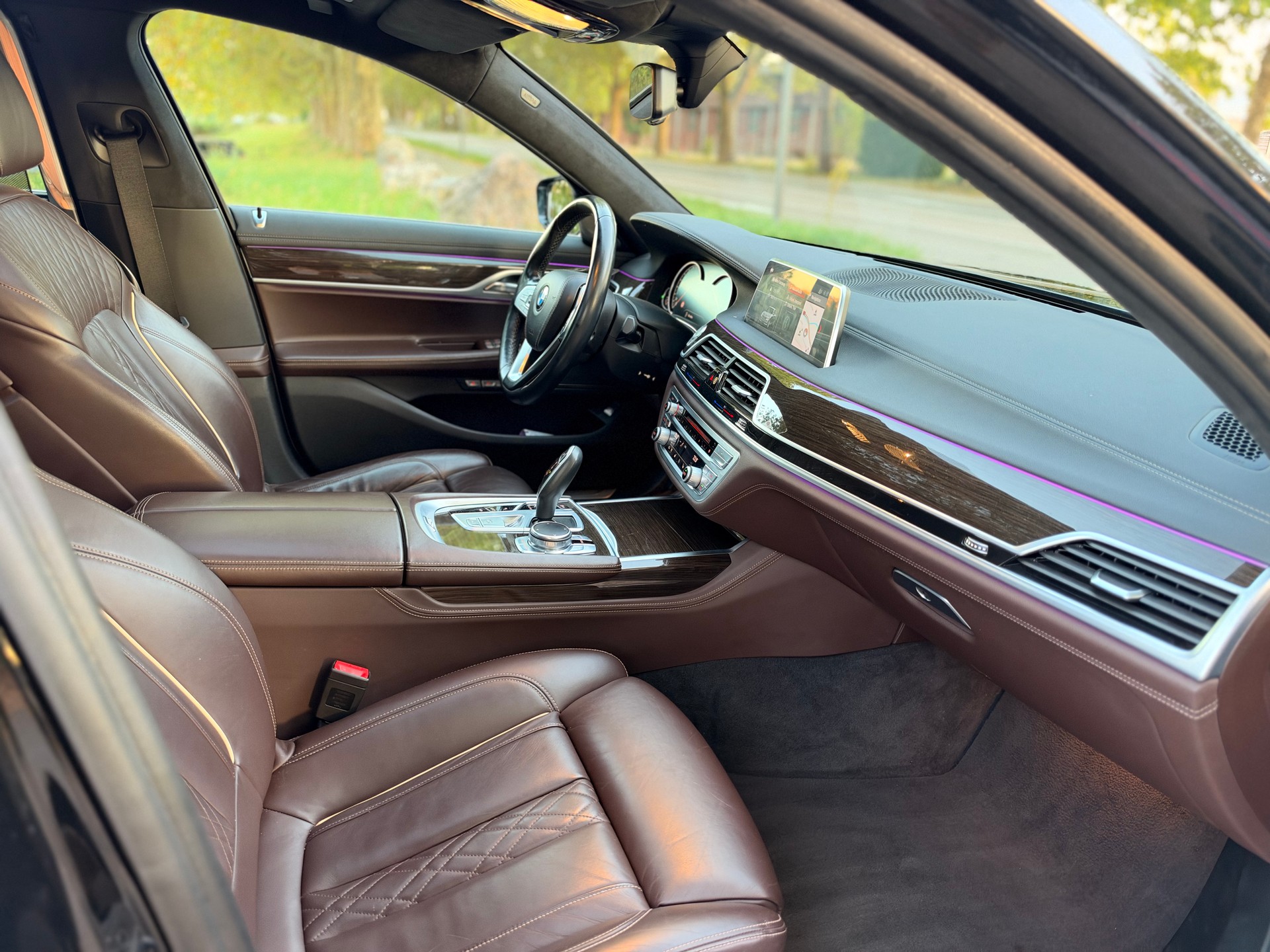BMW 730Ld xDrive Steptronic-image-12