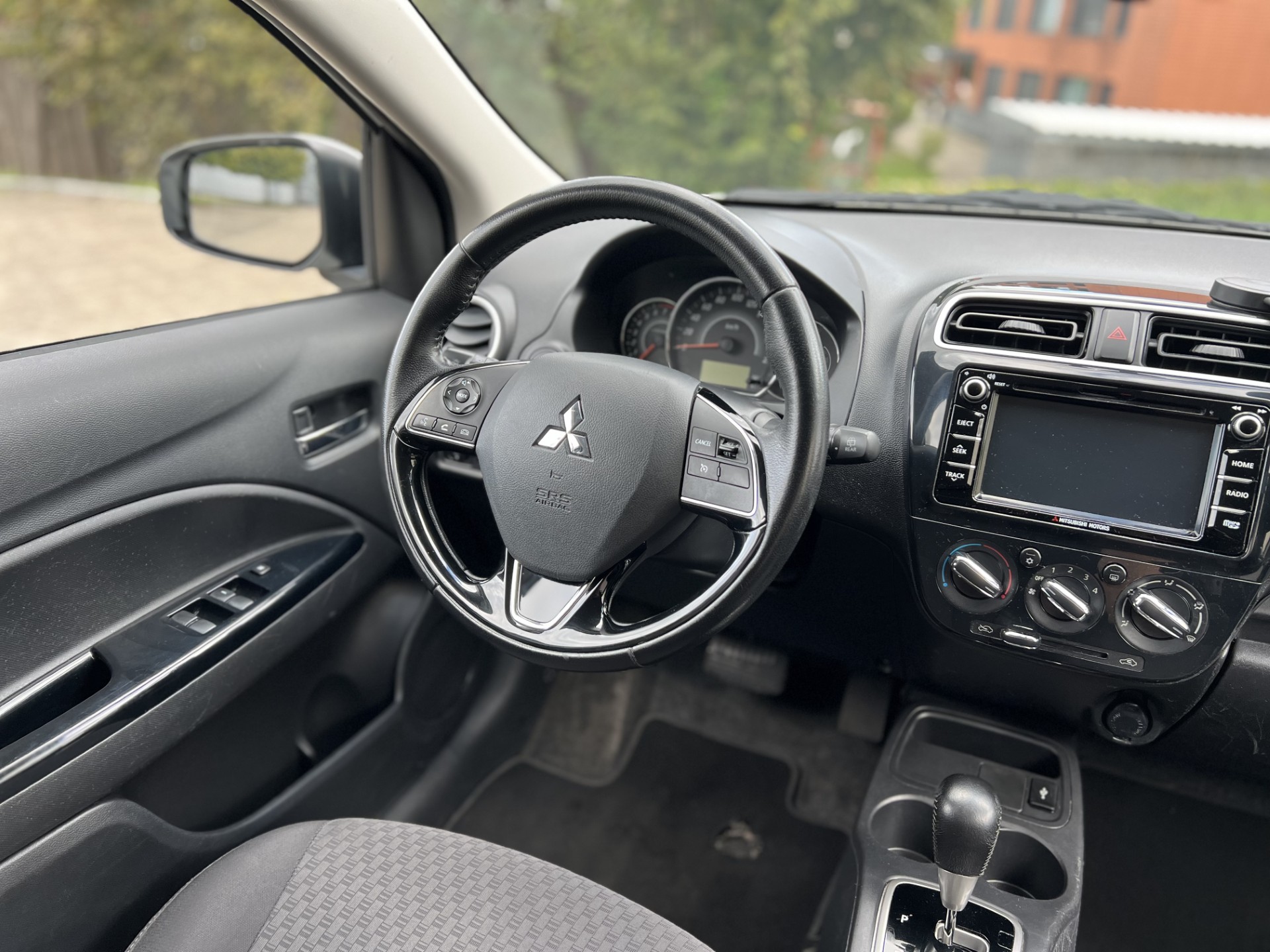 MITSUBISHI Space Star 1.2 Value CVT-image-9