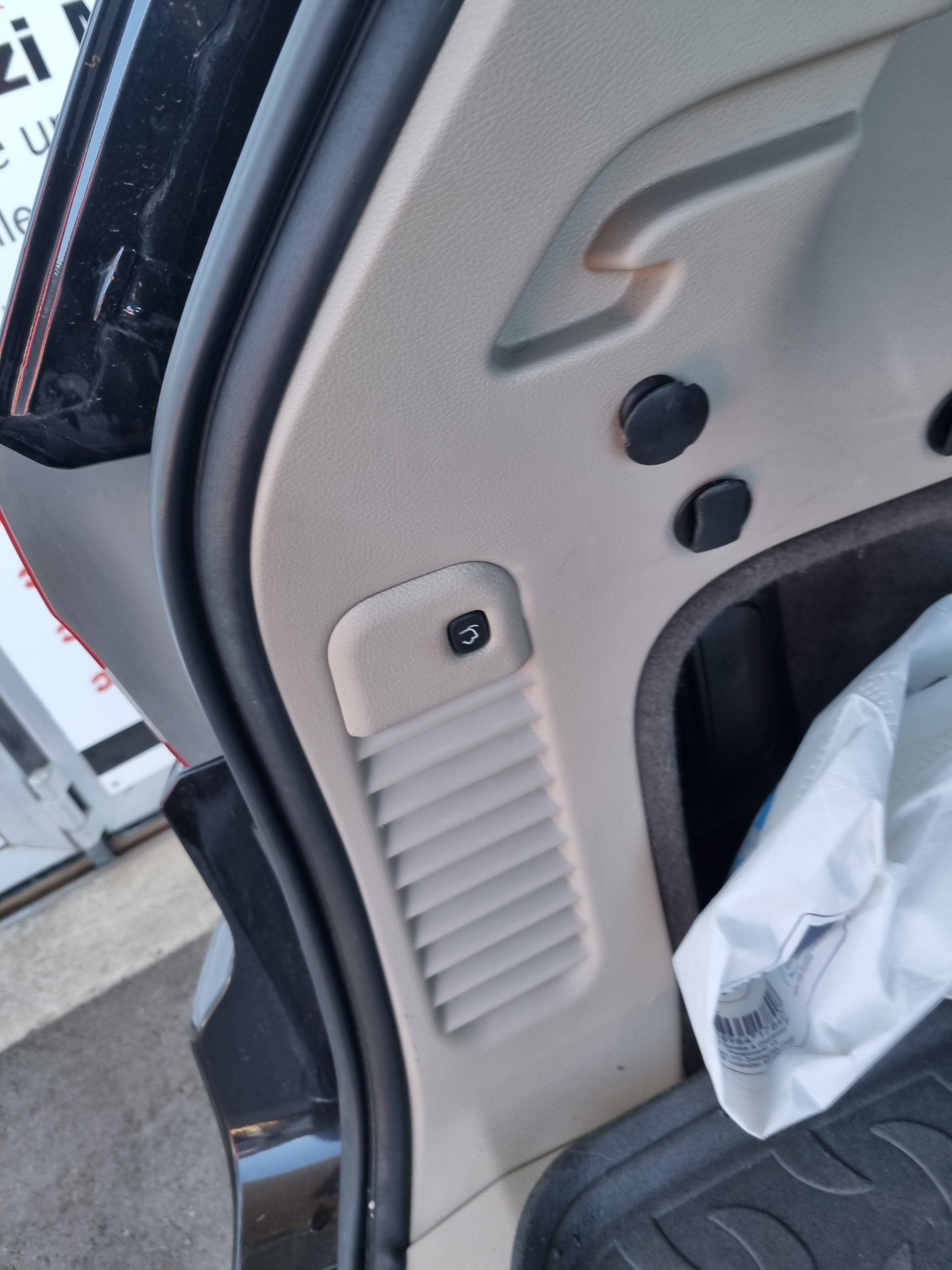 JEEP Grand Cherokee 3.0 CRD Overland Automatic-image-7