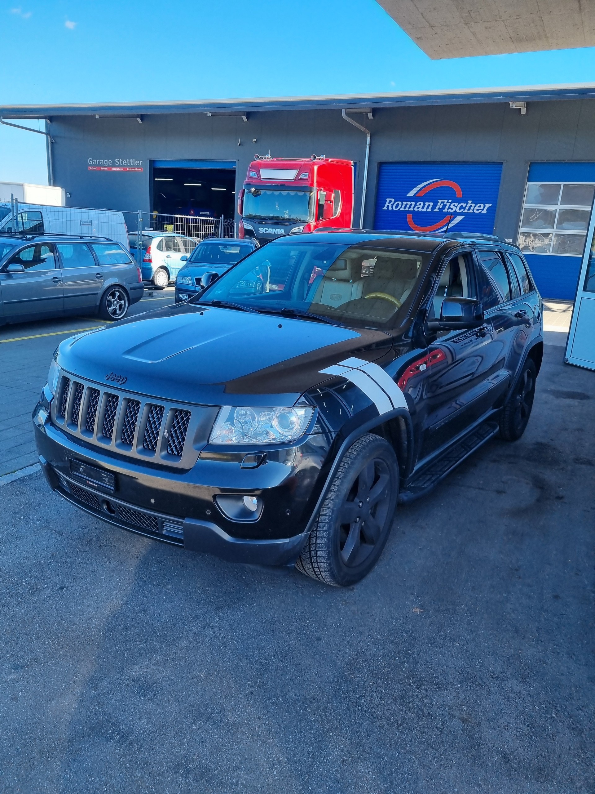 JEEP Grand Cherokee 3.0 CRD Overland Automatic-image-1