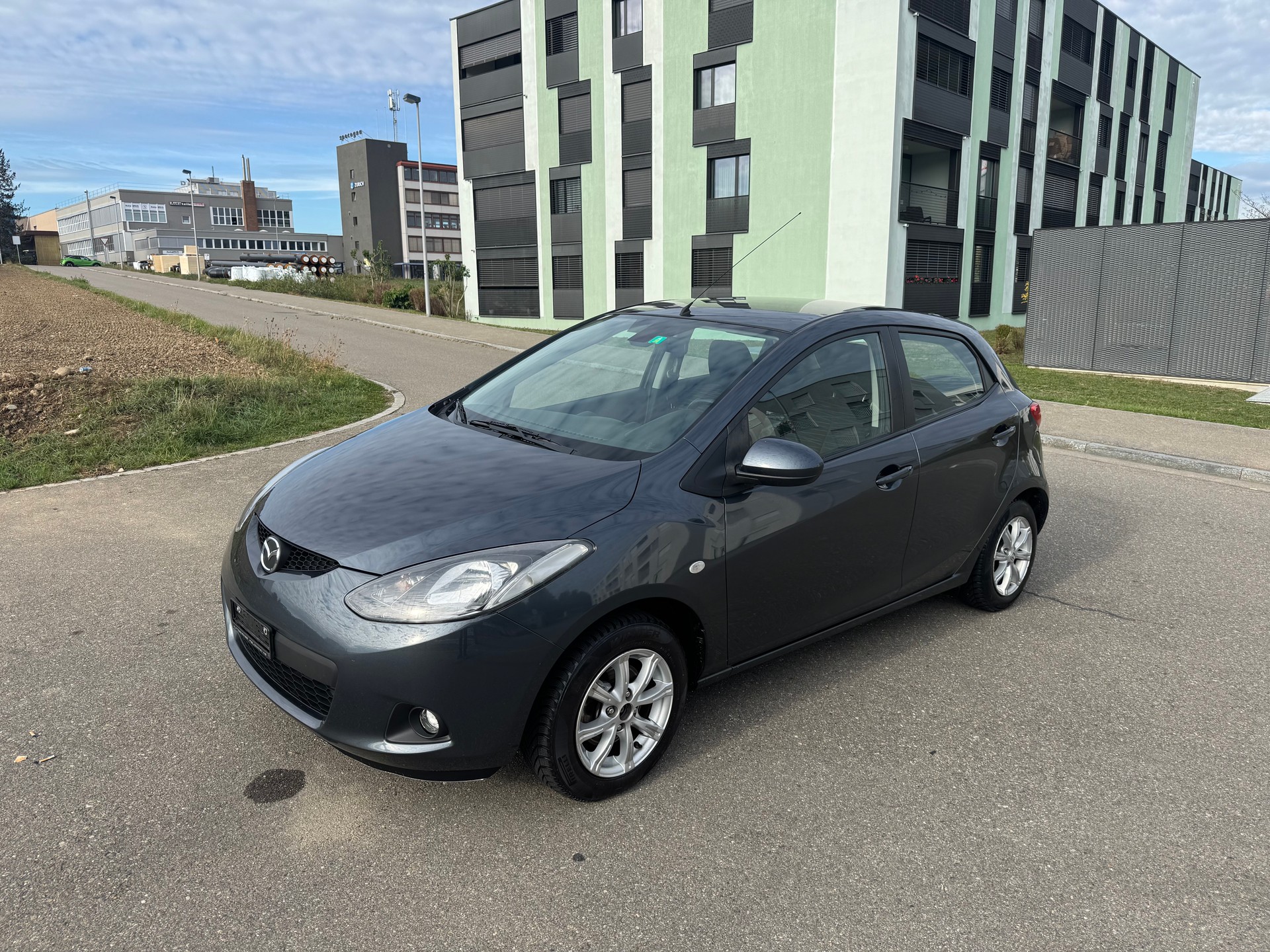 MAZDA 2 1.3i 16V Exclusive