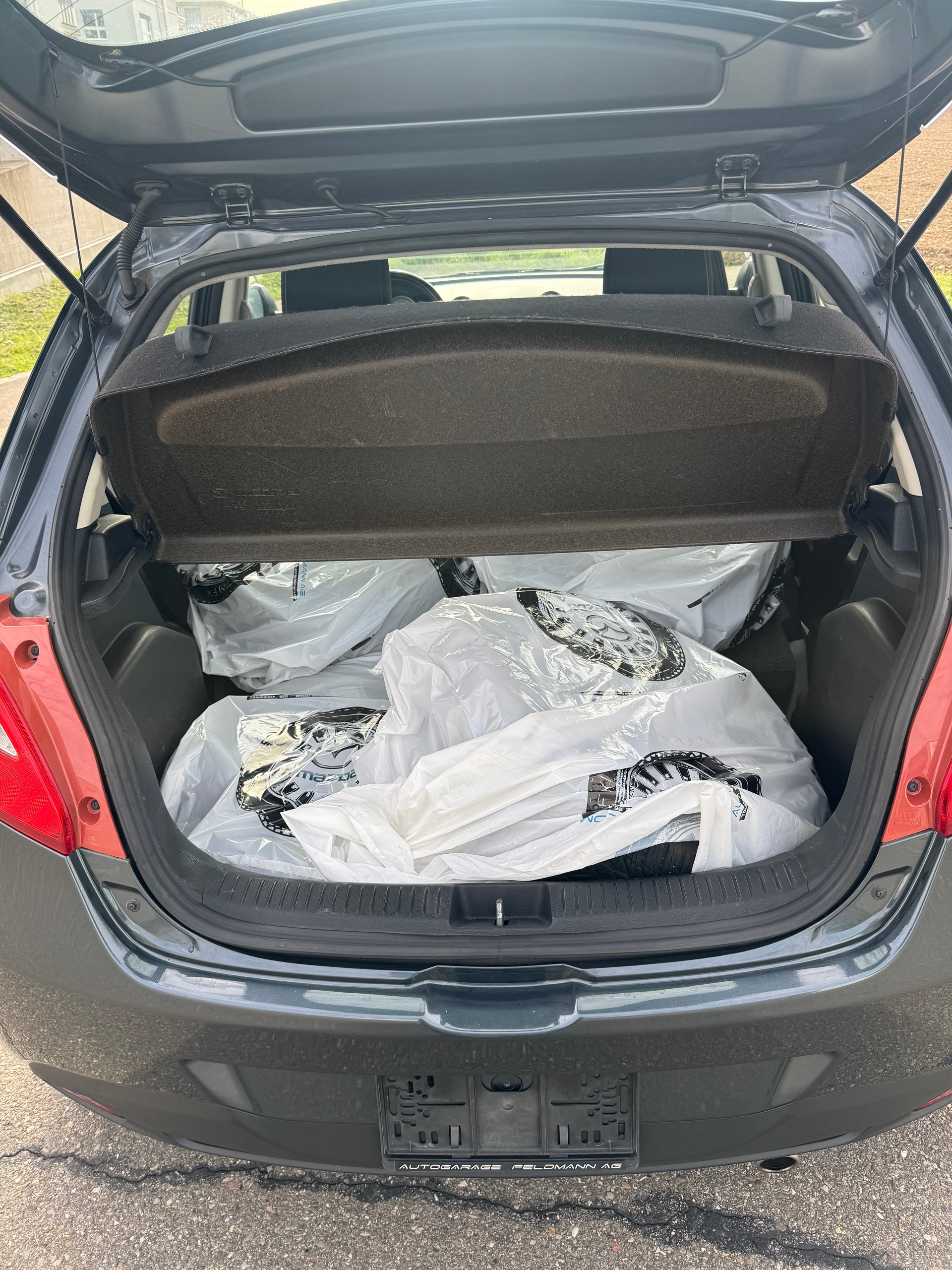 MAZDA 2 1.3i 16V Exclusive-image-8