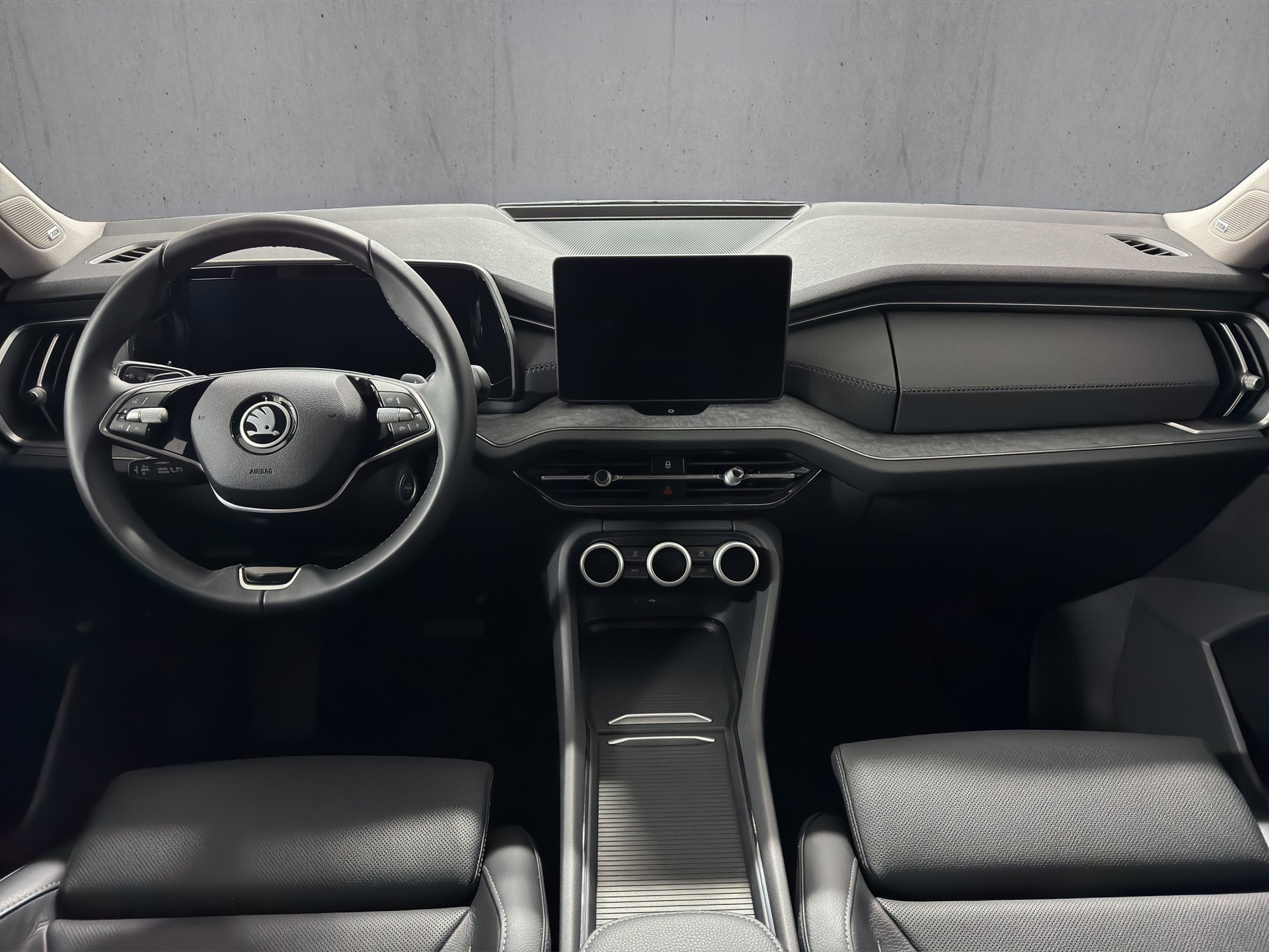 SKODA Kodiaq 1.5 TSI mHEV Selection 7-Plätzer "AHK-DCC-Leder-360°Park Assist IPA"-image-12