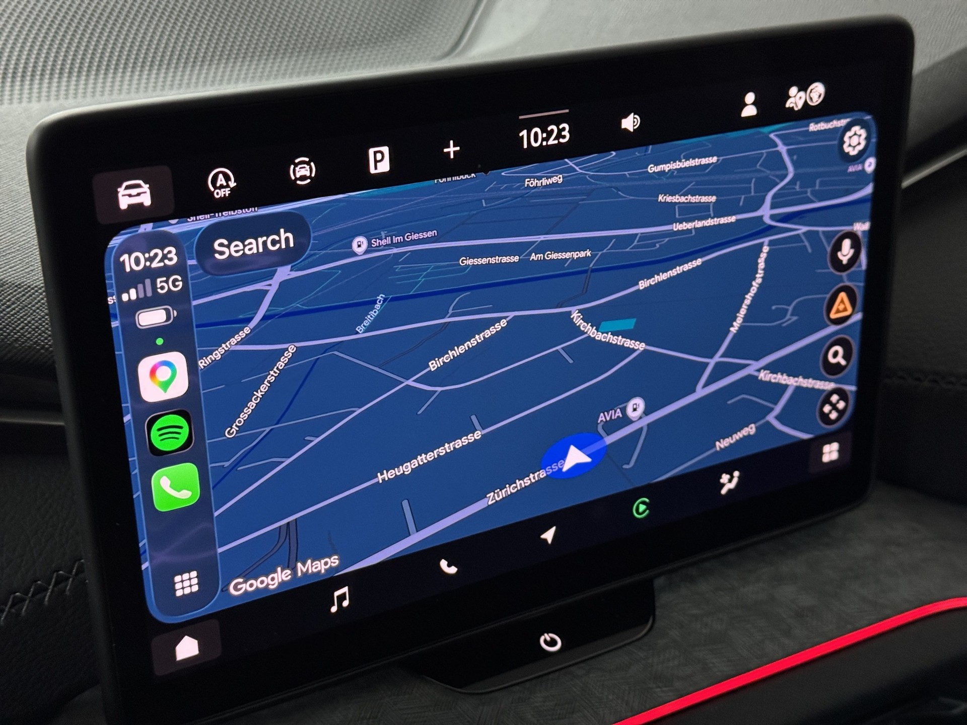 SKODA Kodiaq 1.5 TSI mHEV Selection 7-Plätzer "AHK-DCC-Leder-360°Park Assist IPA"-image-17