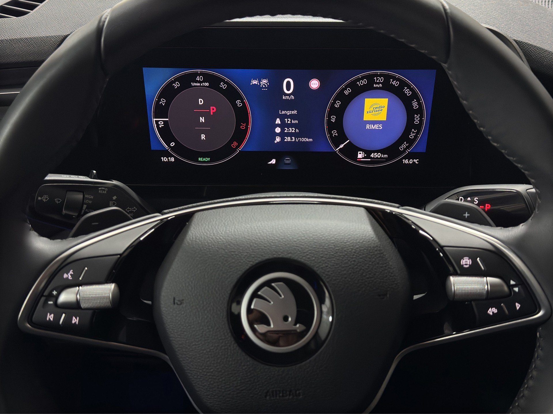 SKODA Kodiaq 1.5 TSI mHEV Selection 7-Plätzer "AHK-DCC-Leder-360°Park Assist IPA"-image-14