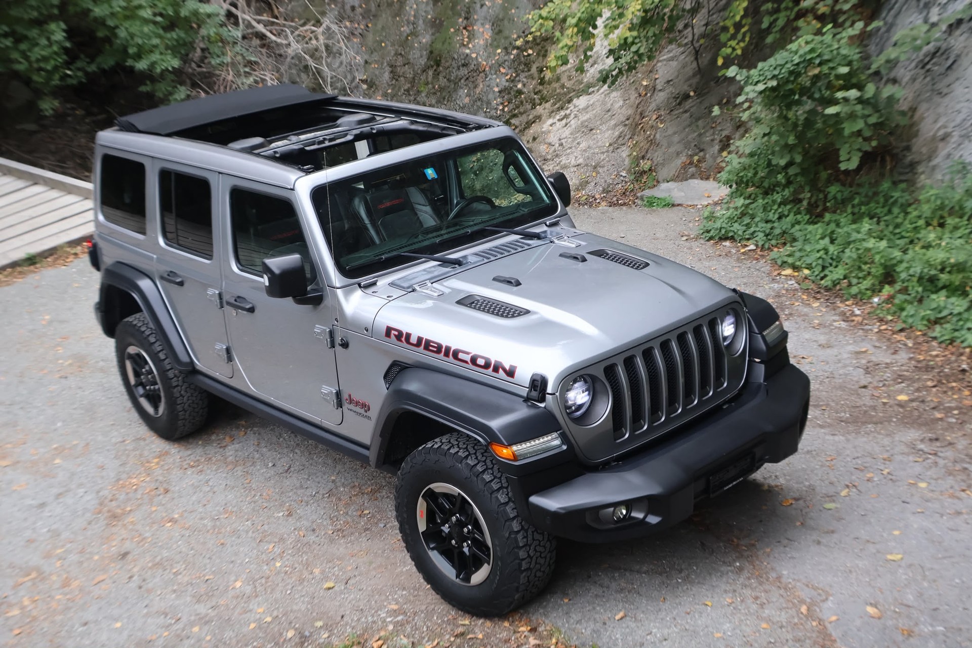 JEEP Wrangler 2.0 Unlimited Rubicon Automatic-image-1