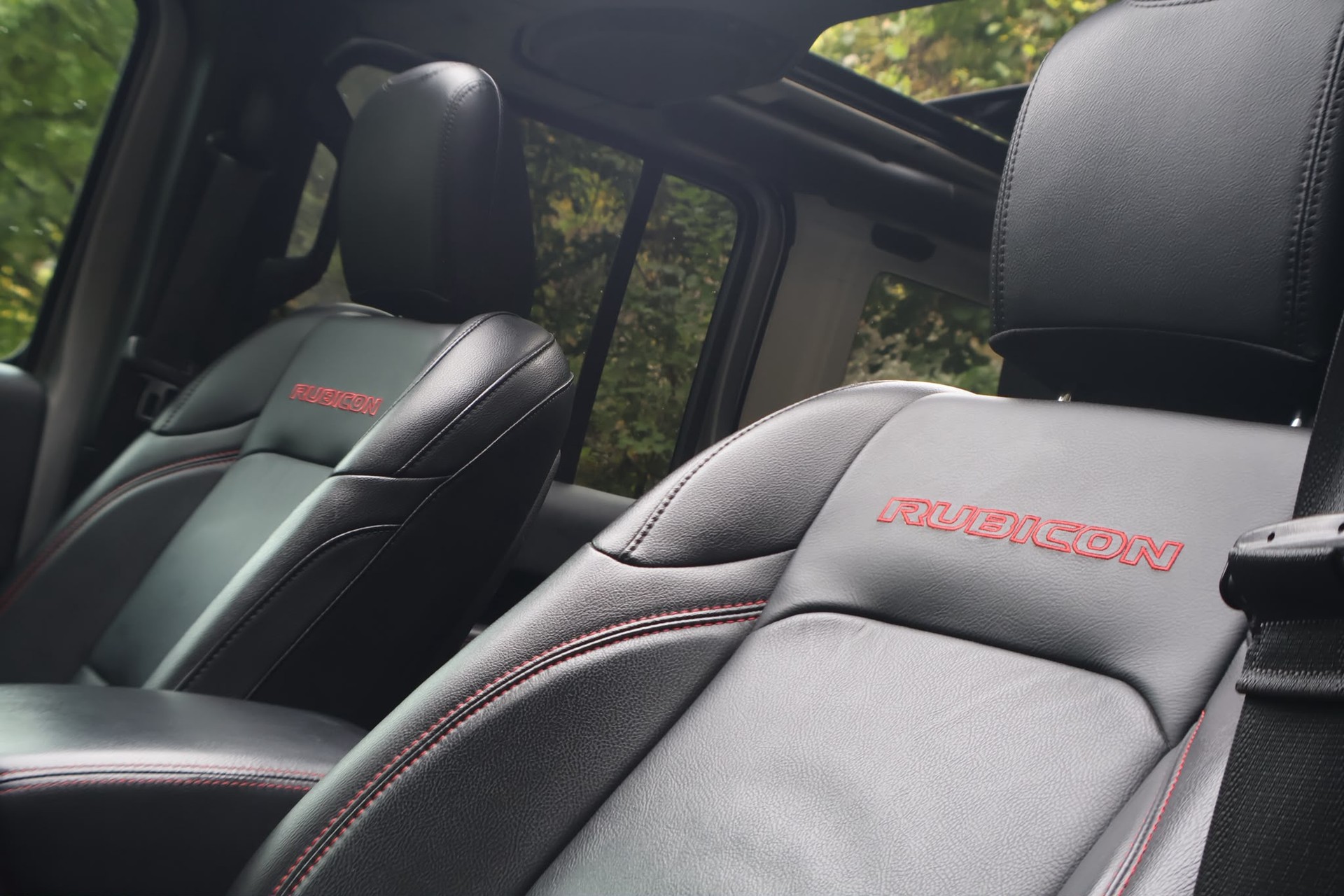 JEEP Wrangler 2.0 Unlimited Rubicon Automatic-image-12