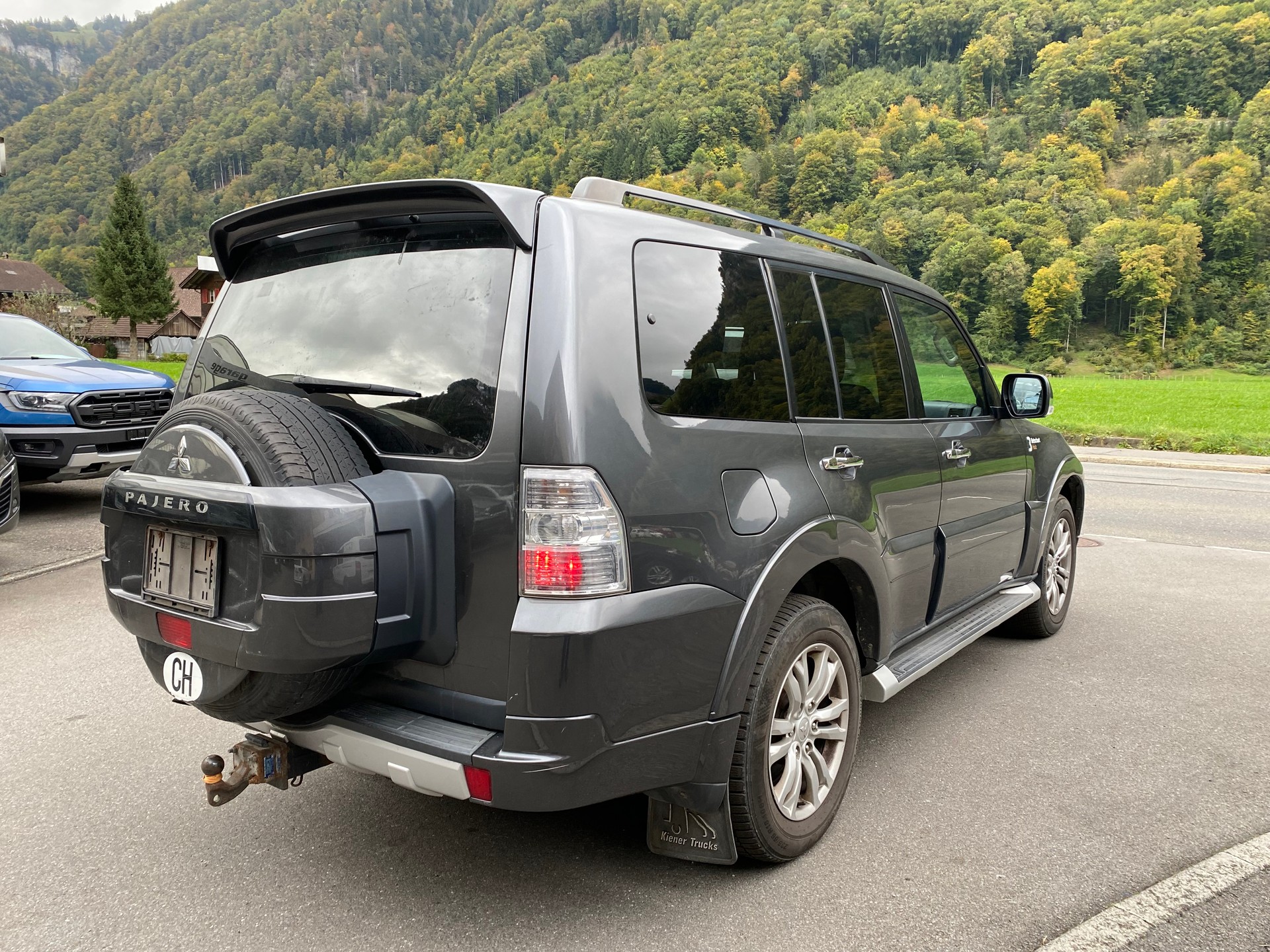 MITSUBISHI Pajero 3.2 DI-D Navigator Automatic-image-12