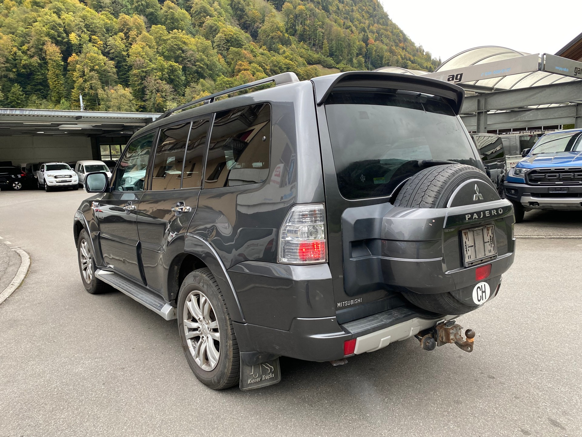 MITSUBISHI Pajero 3.2 DI-D Navigator Automatic-image-14