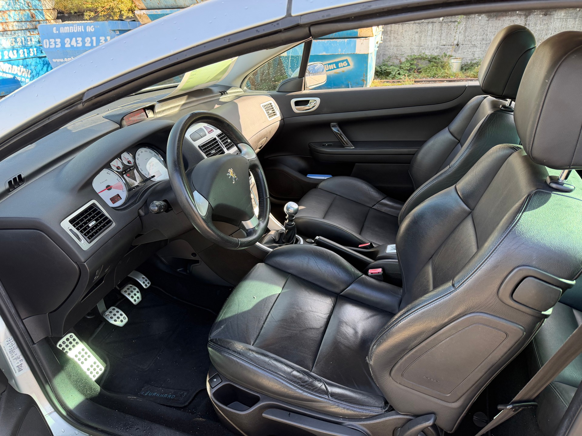 PEUGEOT 307 CC 2.0 HDI Dynamic-image-9