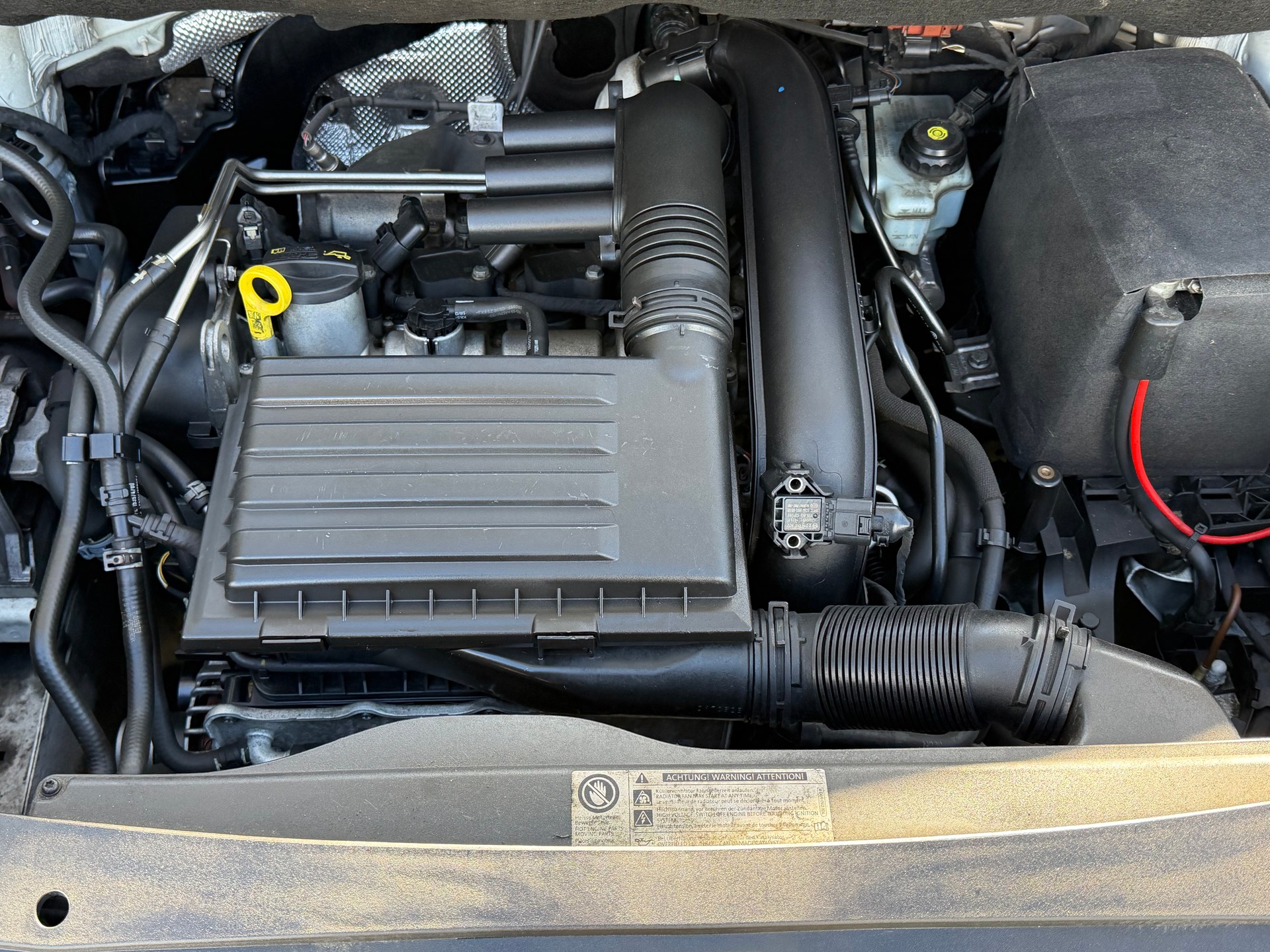 VW Caddy 1.2 TSI Entry BlueMotion Technology-image-12