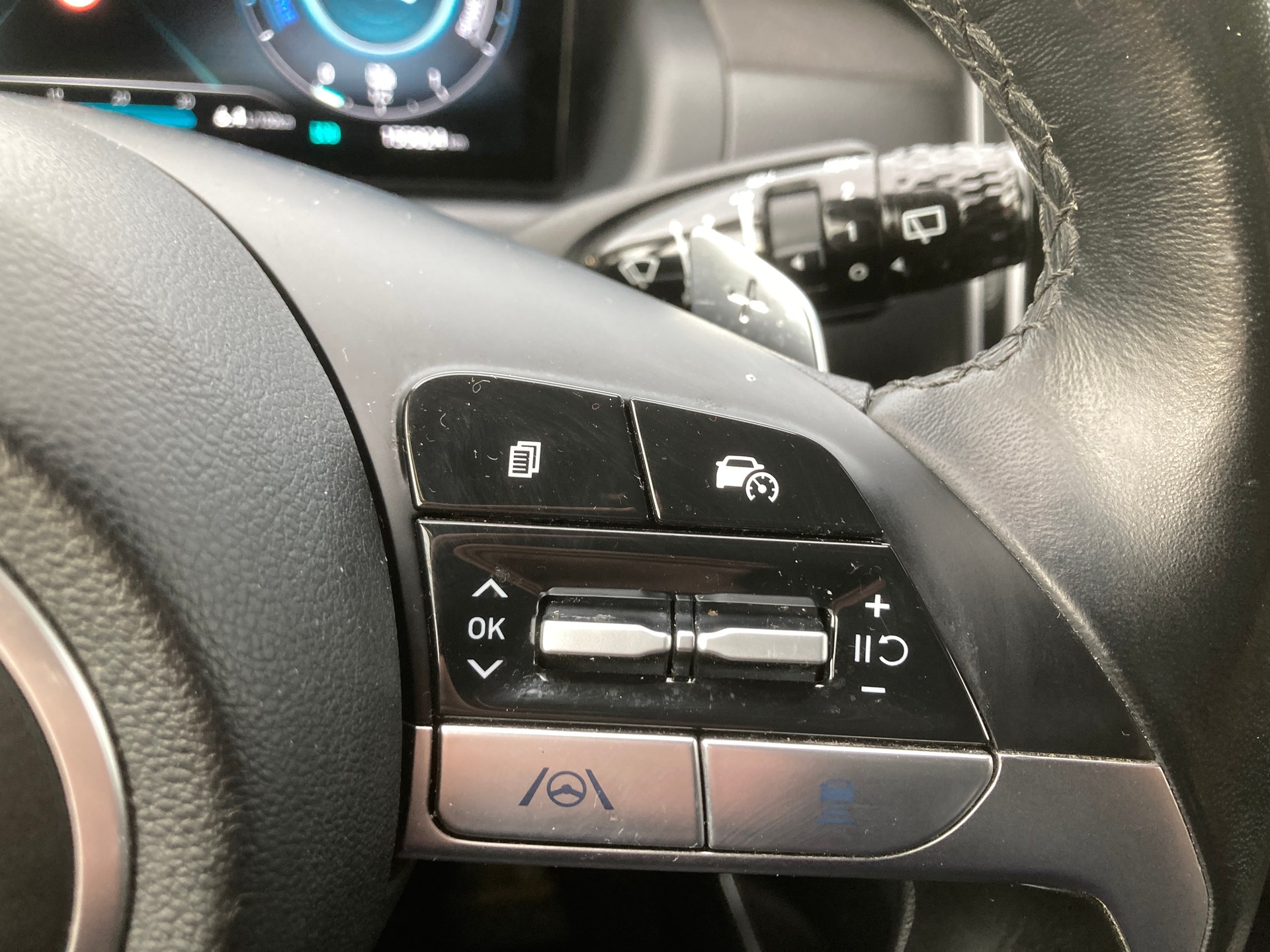 HYUNDAI Tucson 1.6 TGDI PHEV Vertex 4WD-image-14
