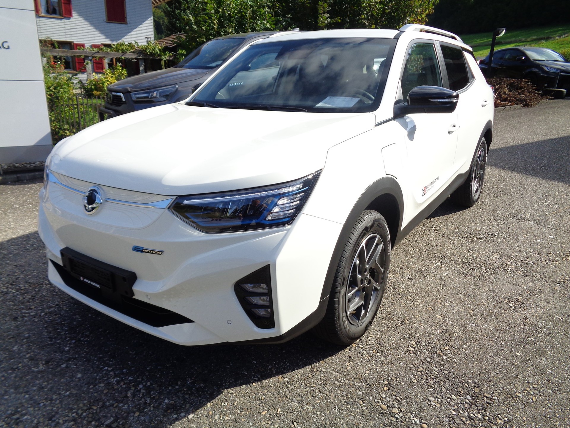 KGM-SsangYong Korando eMotion Titanium-image-1