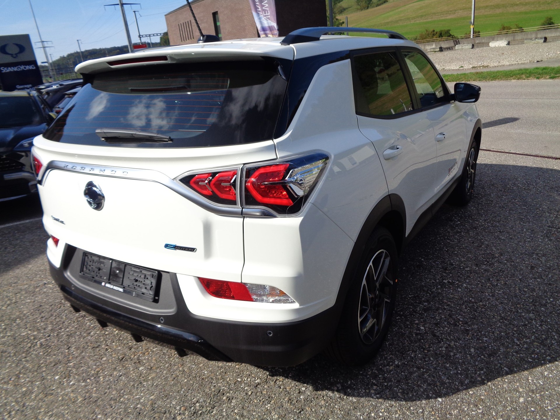 KGM-SsangYong Korando eMotion Titanium-image-4