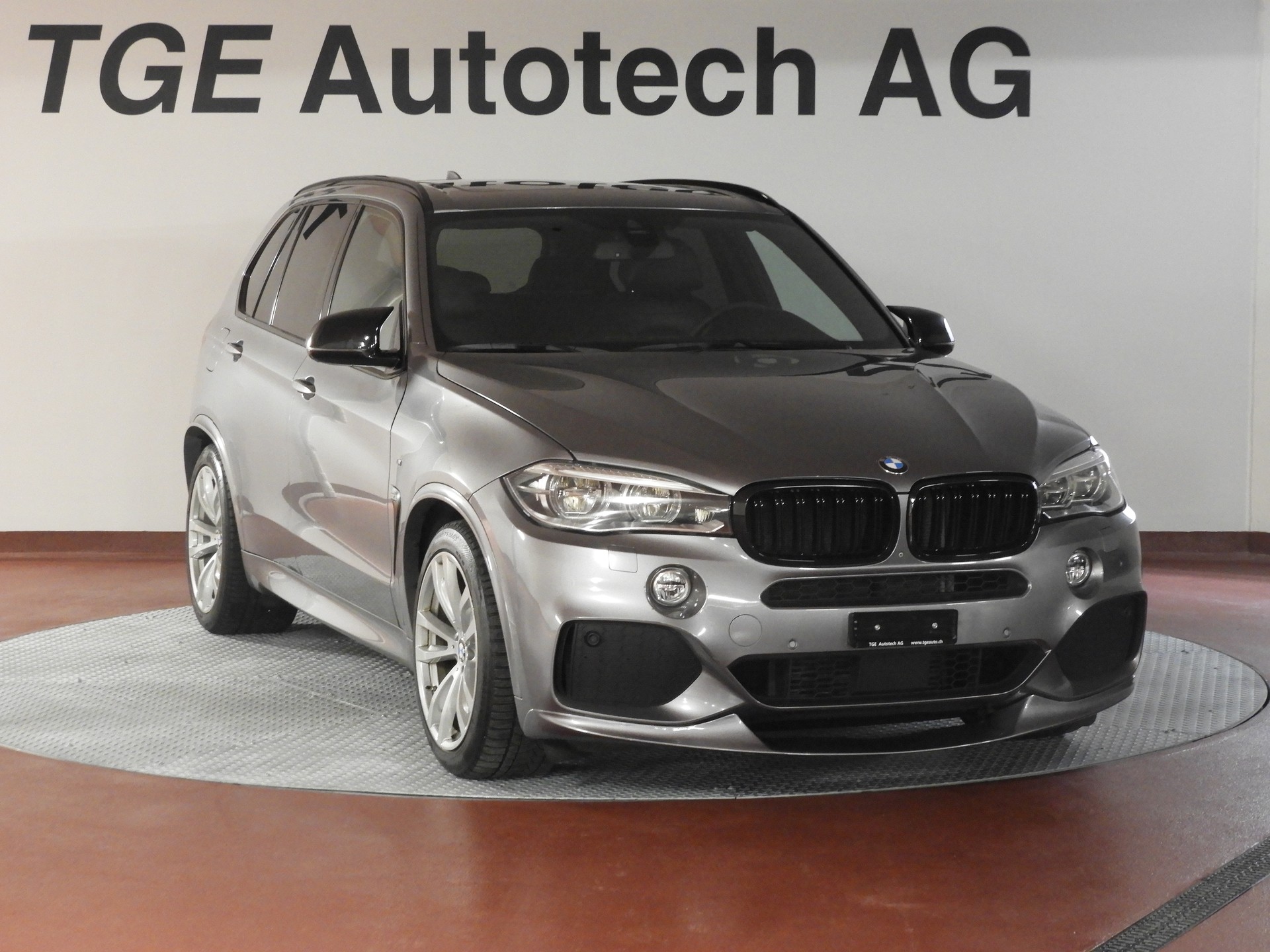 BMW X5 xDrive 40d Steptronic-image-1