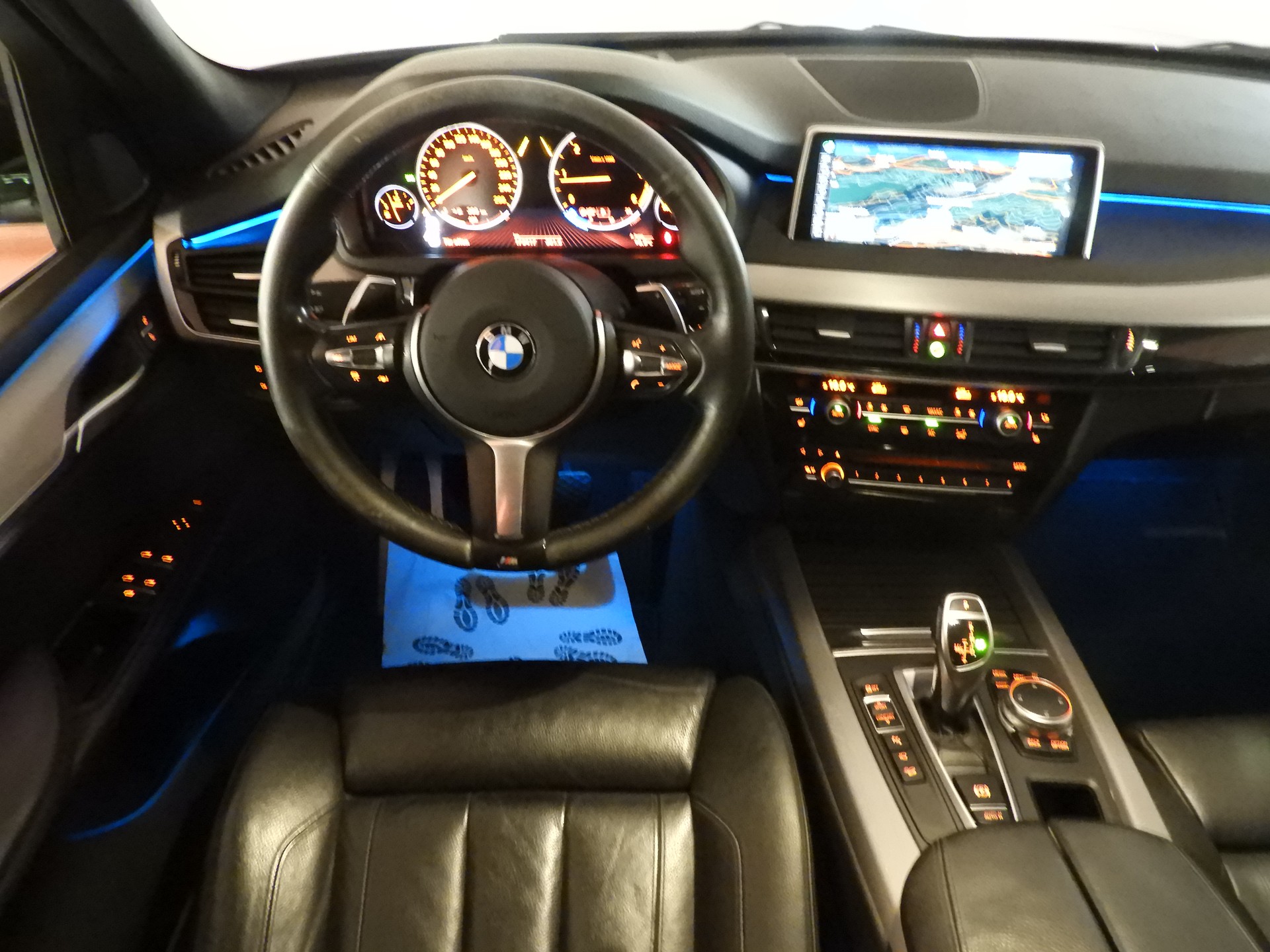 BMW X5 xDrive 40d Steptronic-image-6