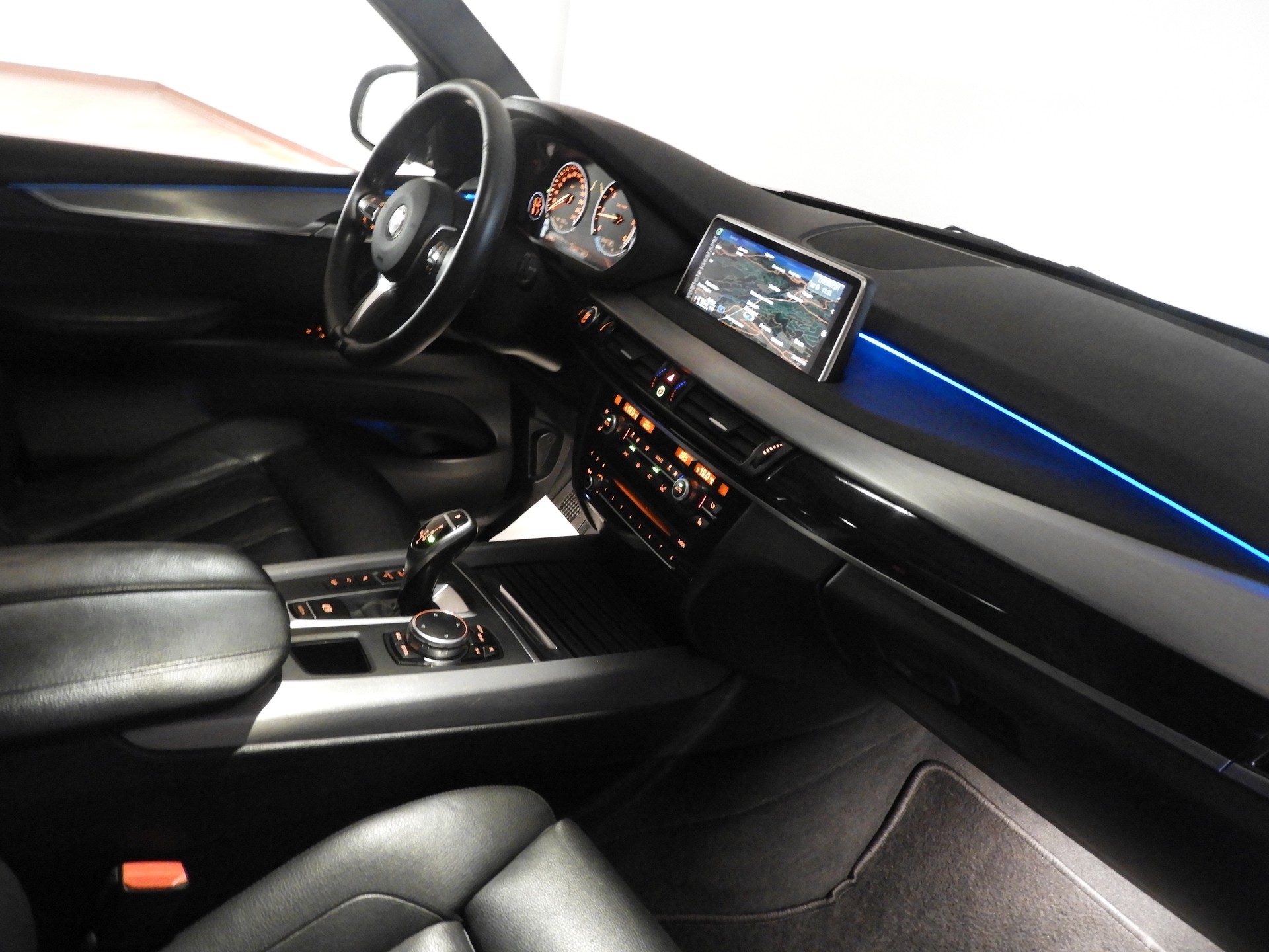 BMW X5 xDrive 40d Steptronic-image-9