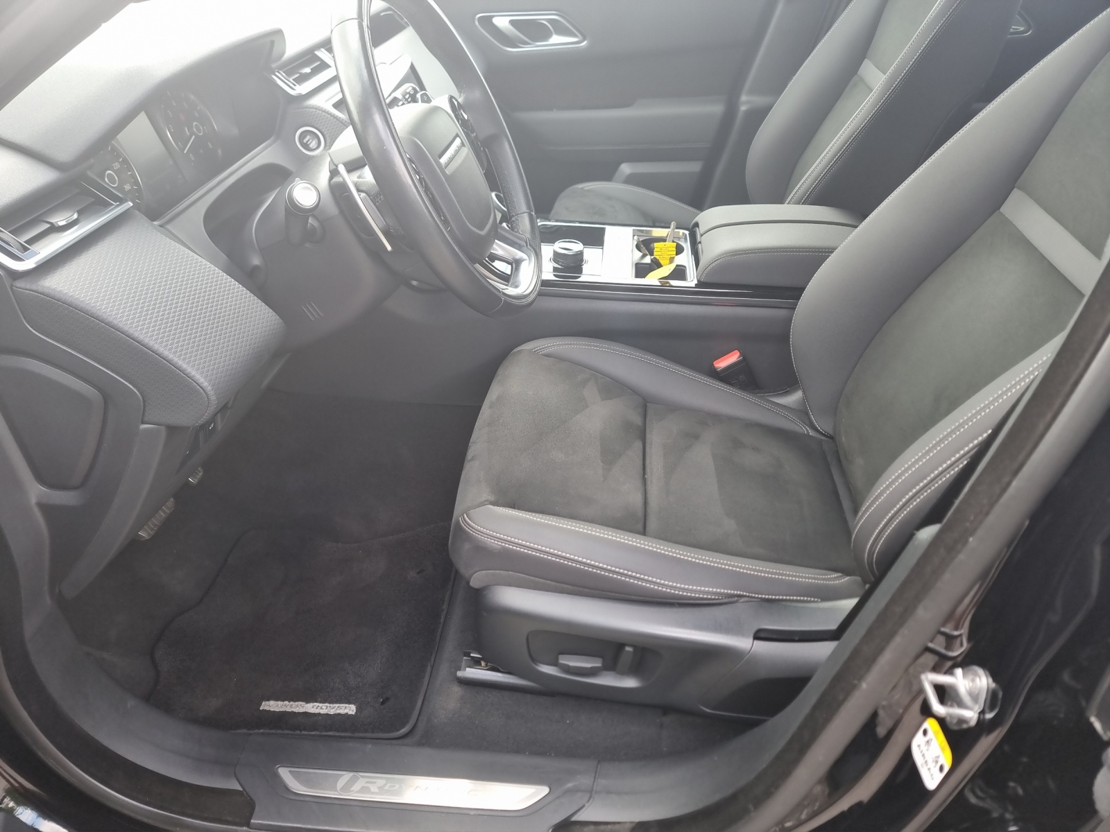 LAND ROVER Range Rover Velar R-Dynamic P 300 Automatic-image-8