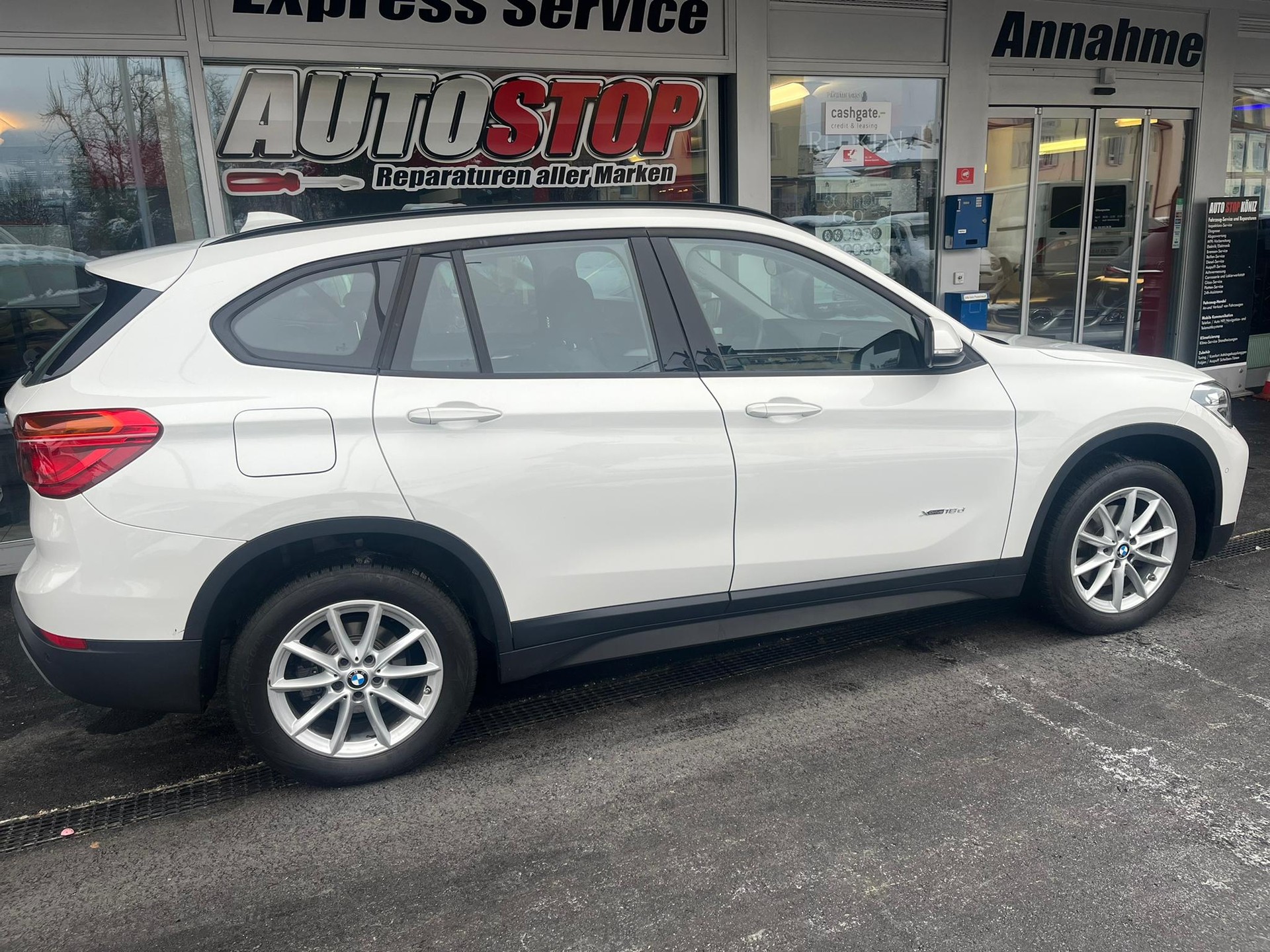 BMW X1 xDrive 18d Steptronic-image-3
