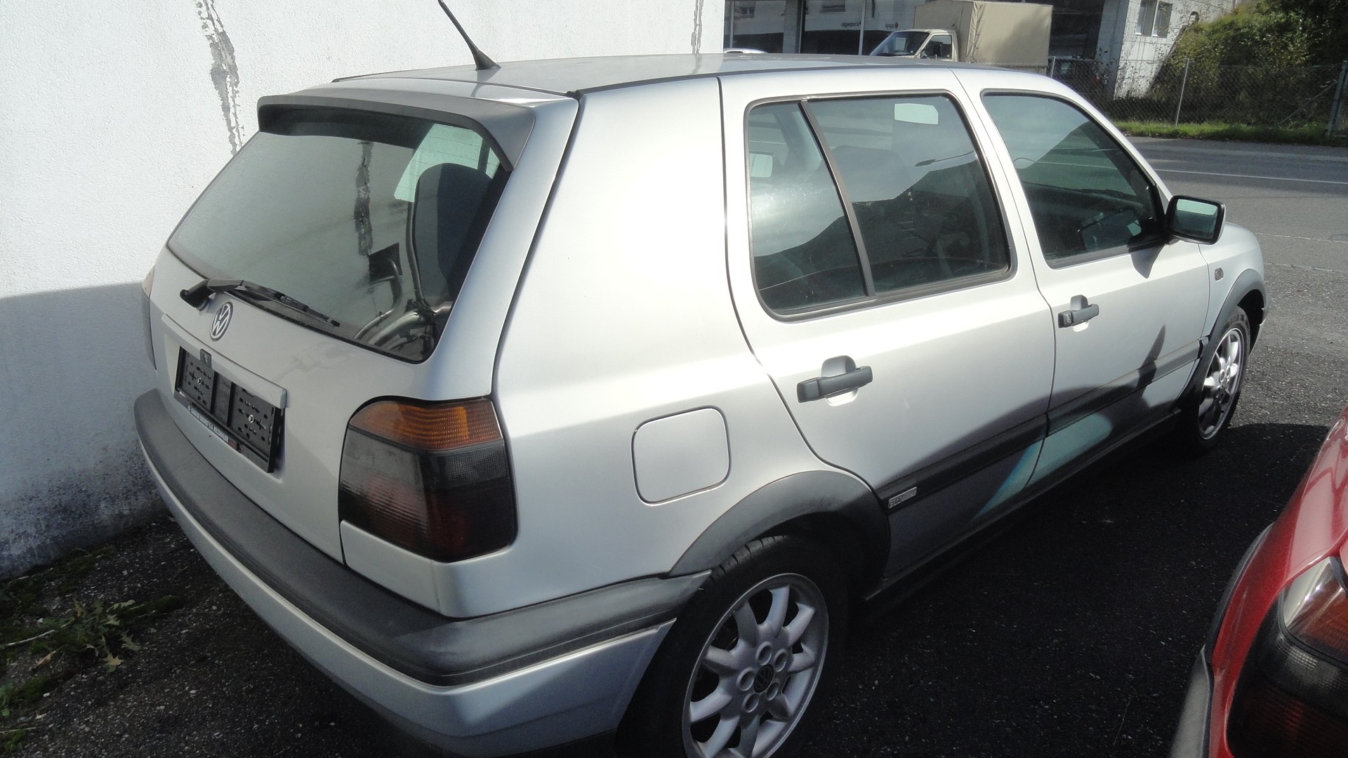 VW Golf 2000 GTI 16V Edition-image-3