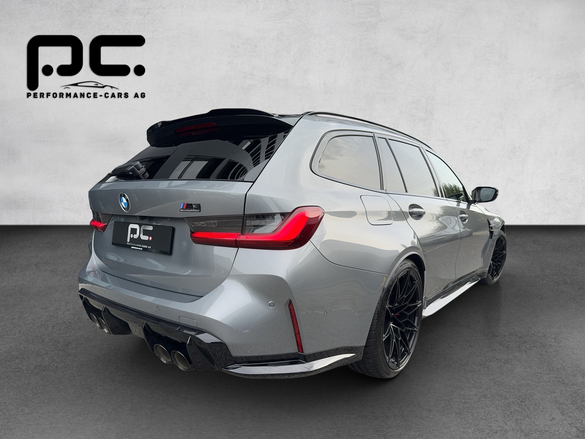BMW M3 Touring xDrive Competition M-image-6