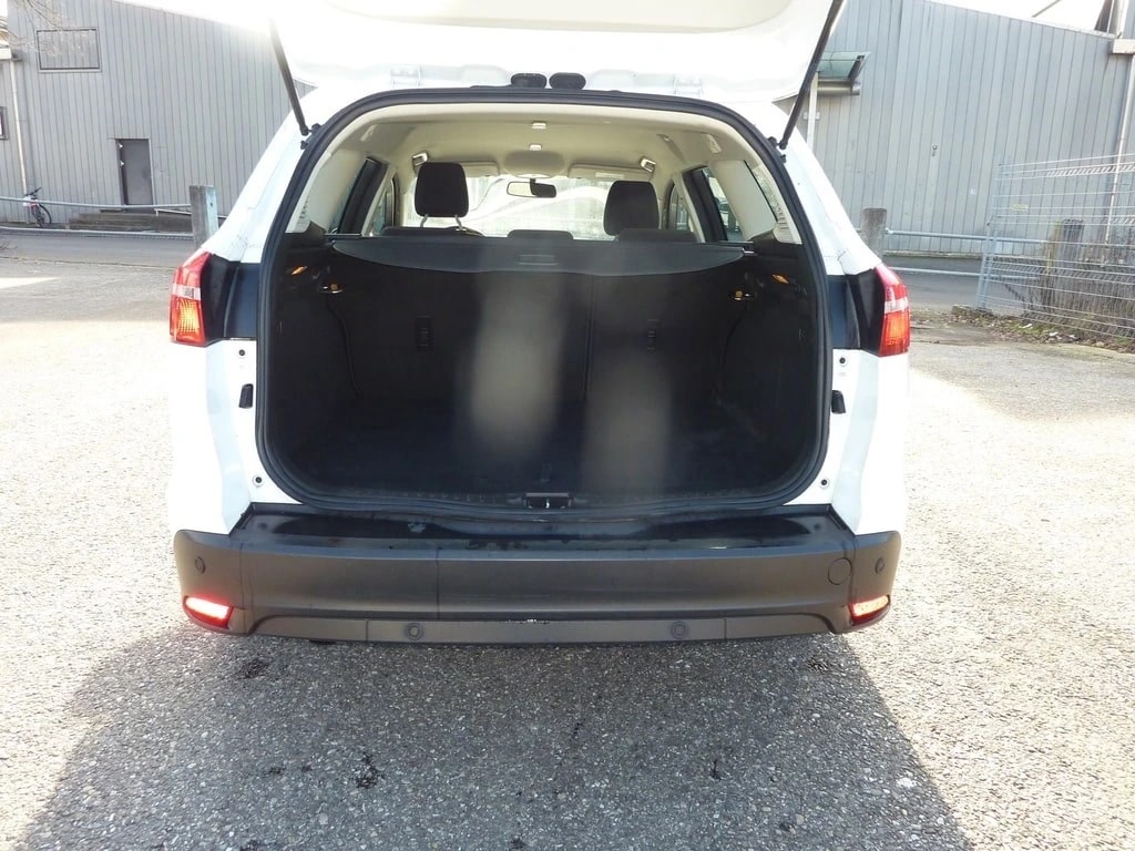FORD Focus 1.5 TDCi Business PowerShift ** Gr. Navi ** Klimaanlage ** PDC ** Tempomat-image-10