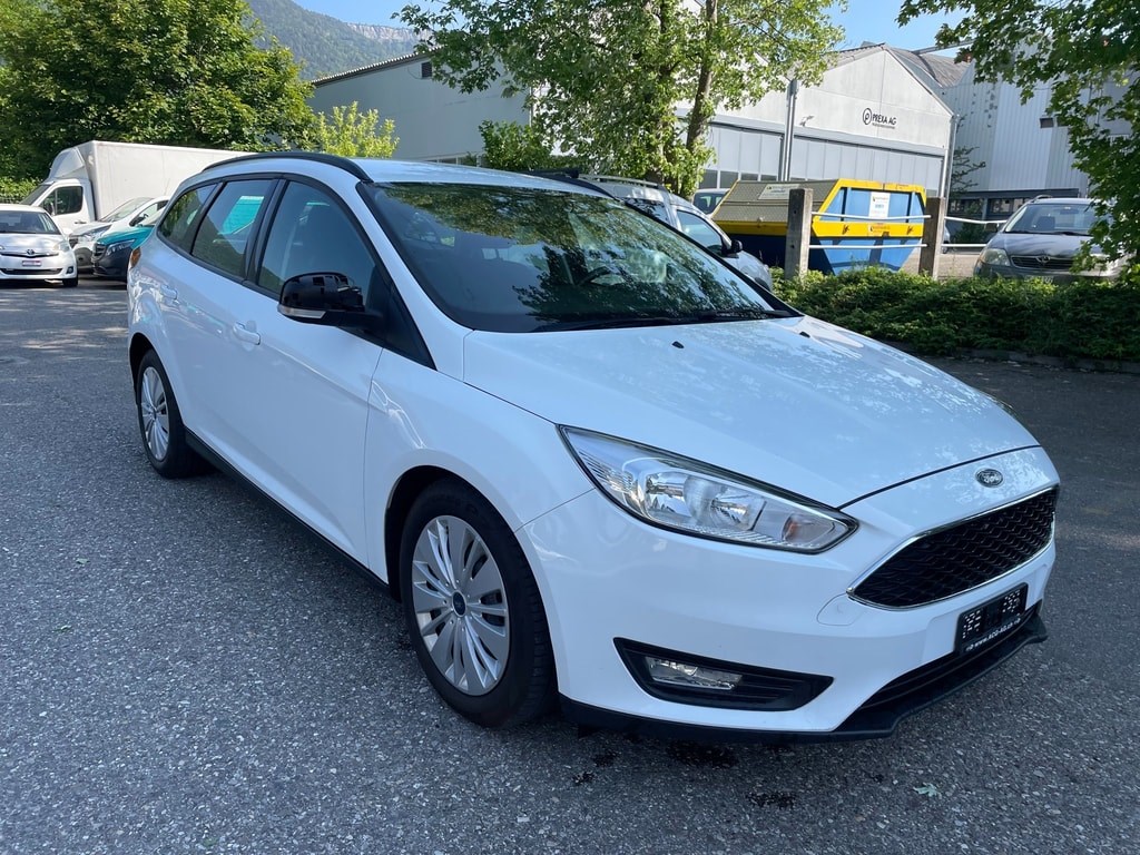 FORD Focus 1.5 TDCi Business PowerShift ** Gr. Navi ** Klimaanlage ** PDC ** Tempomat-image-5
